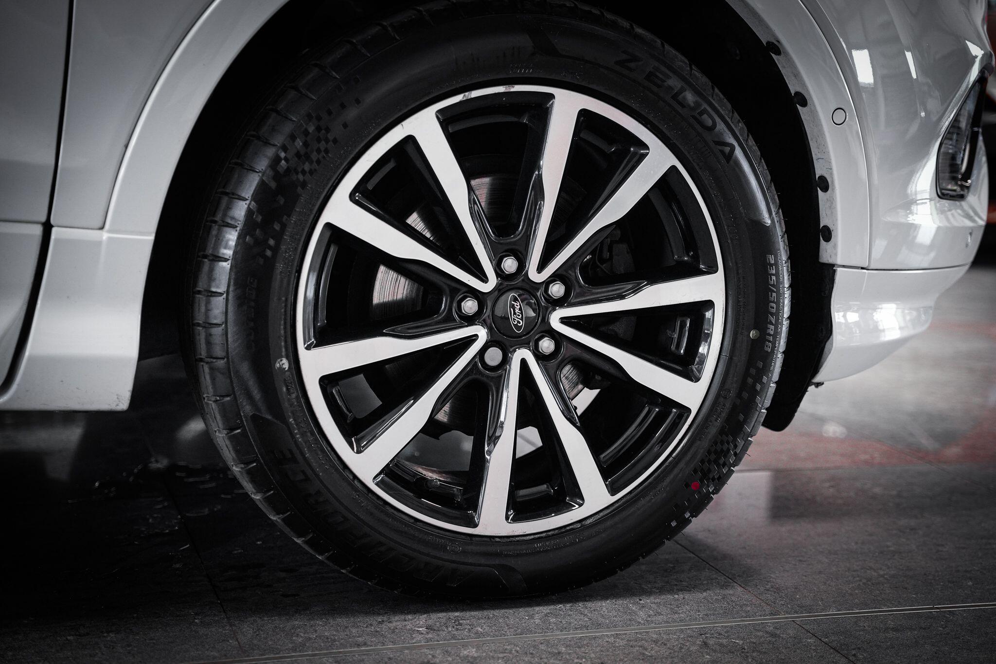 Ford Kuga view 26