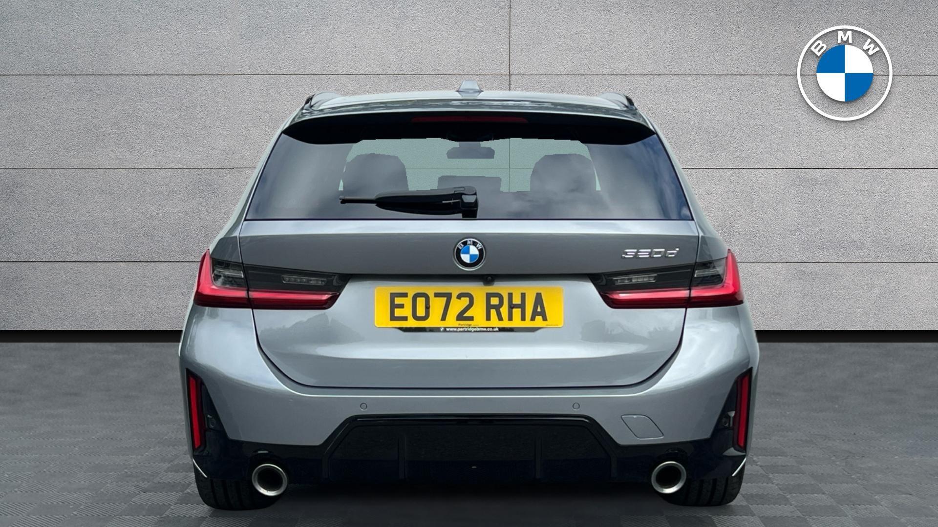 BMW 3 Series view 15