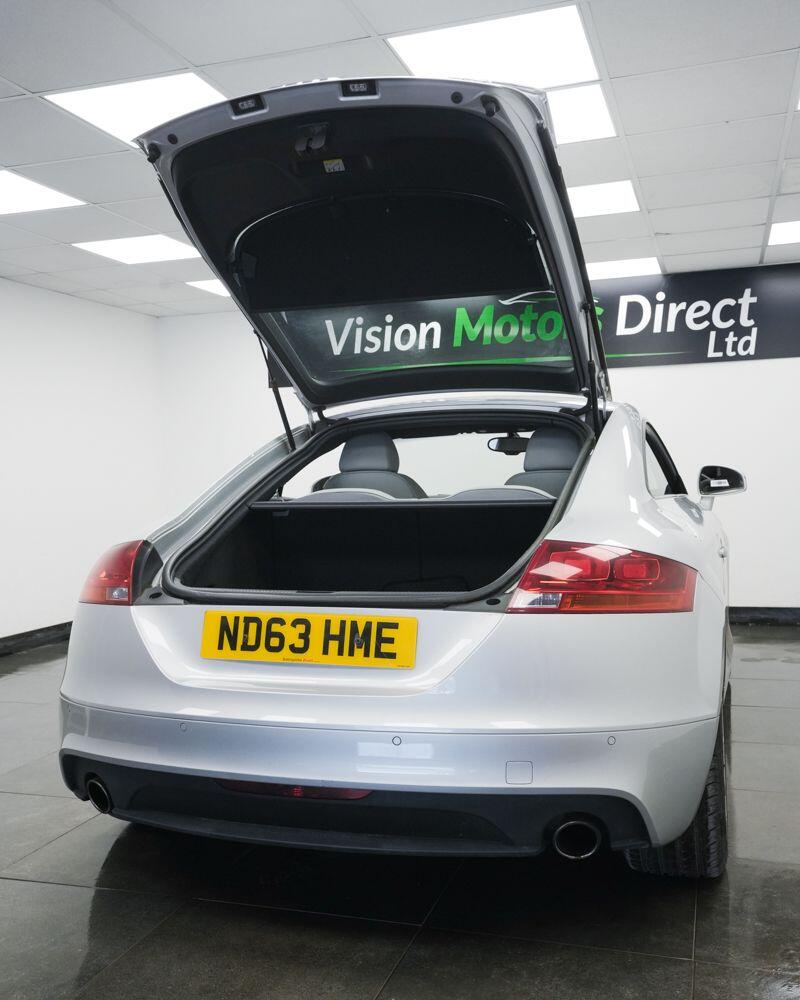 Audi TT view 7