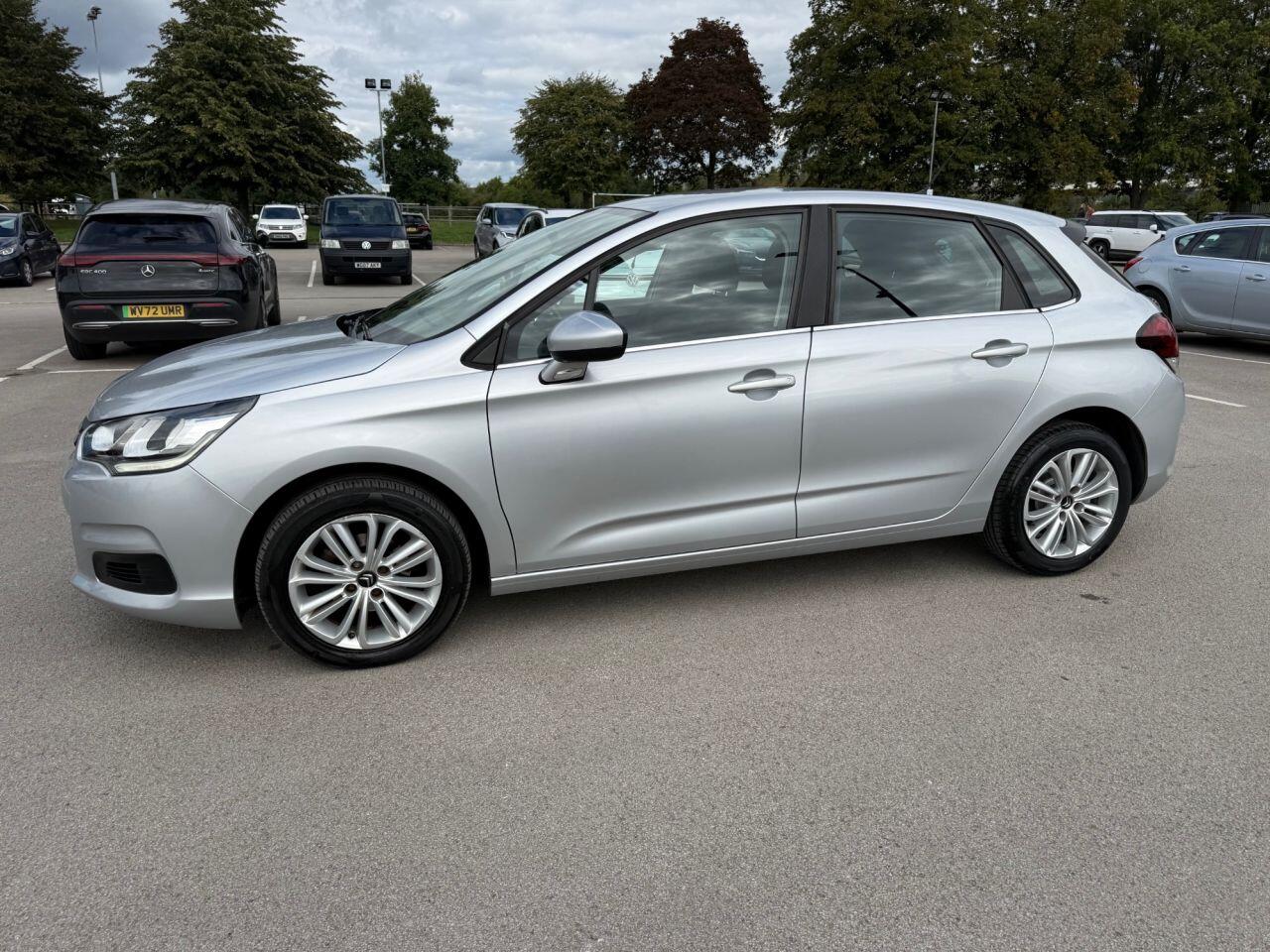 Citroen C4 view 23