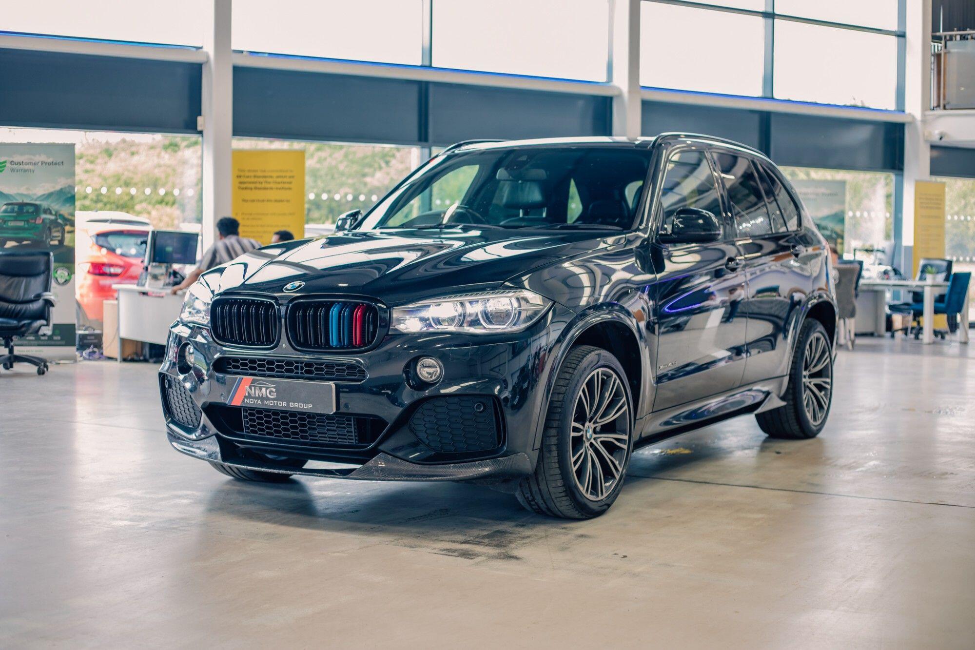BMW X5 view 11