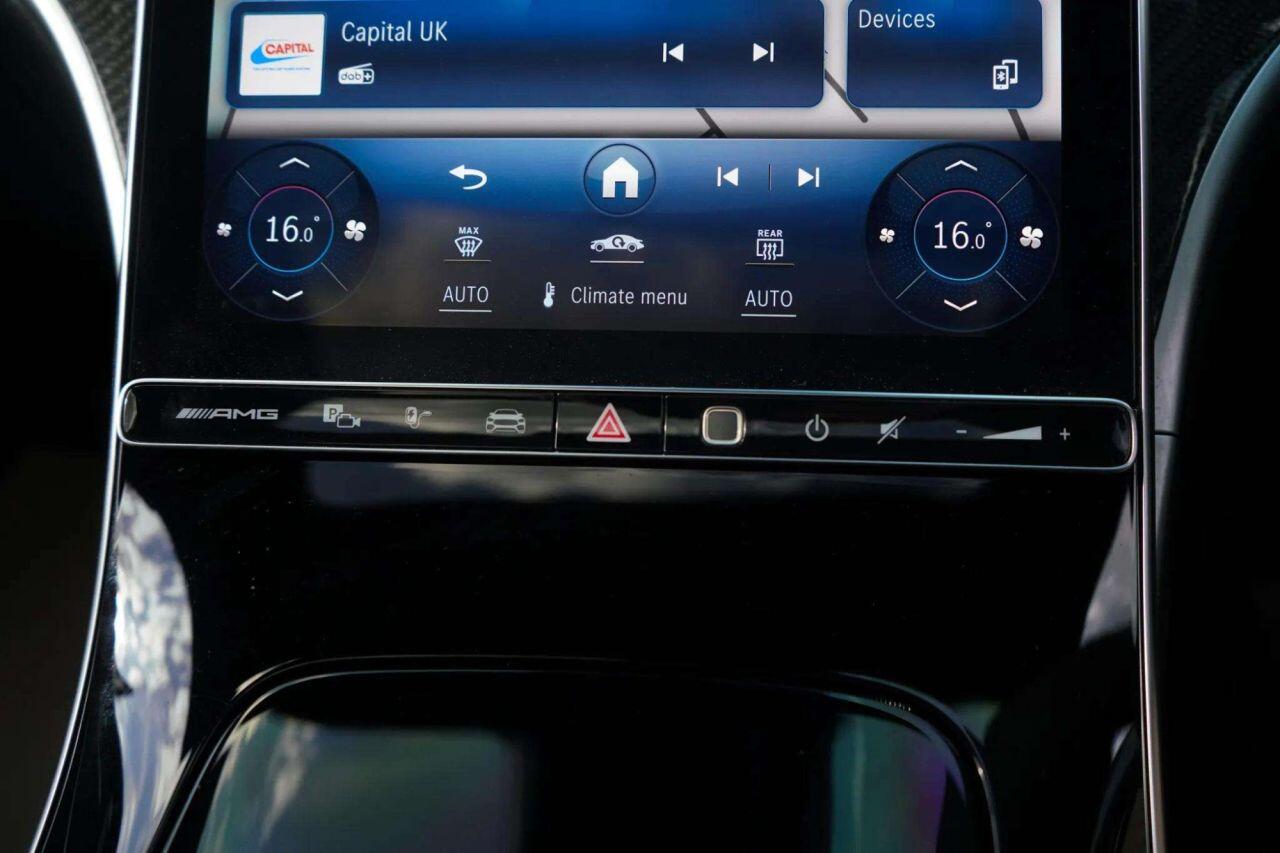 Mercedes-Benz C-Class view 40