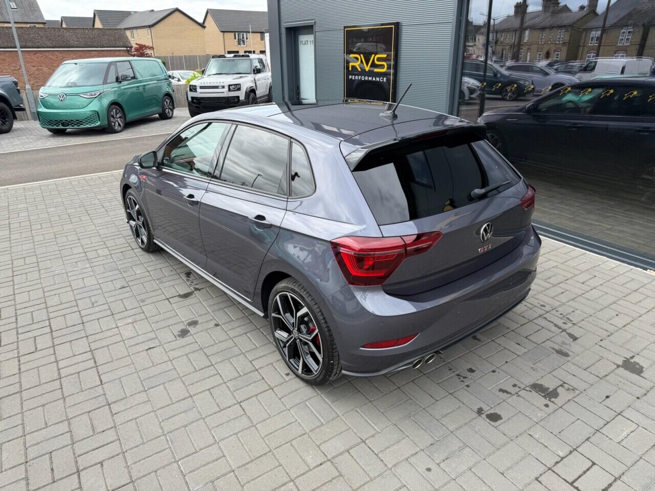 Volkswagen Polo view 9