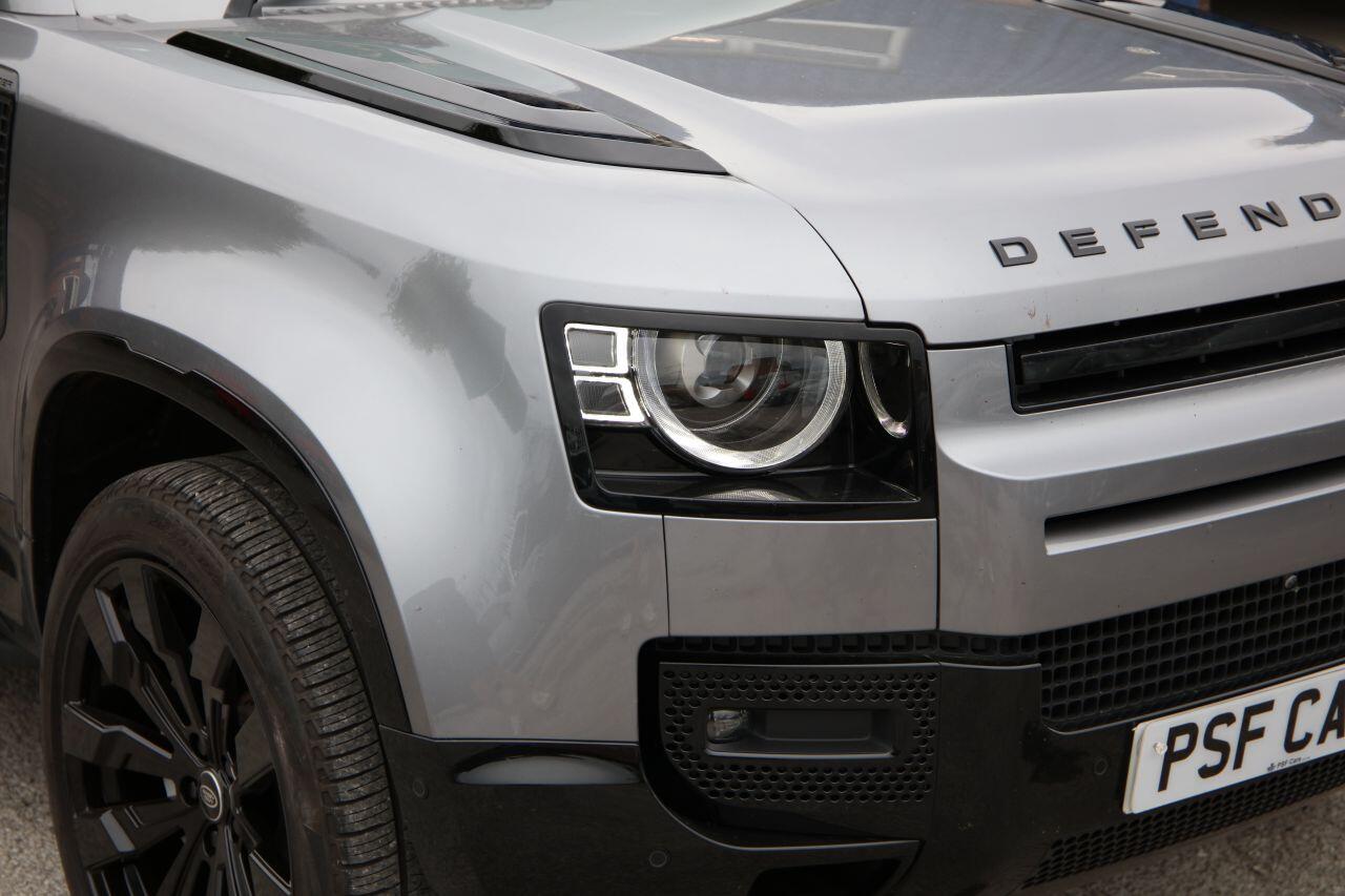 Land Rover Defender view 15