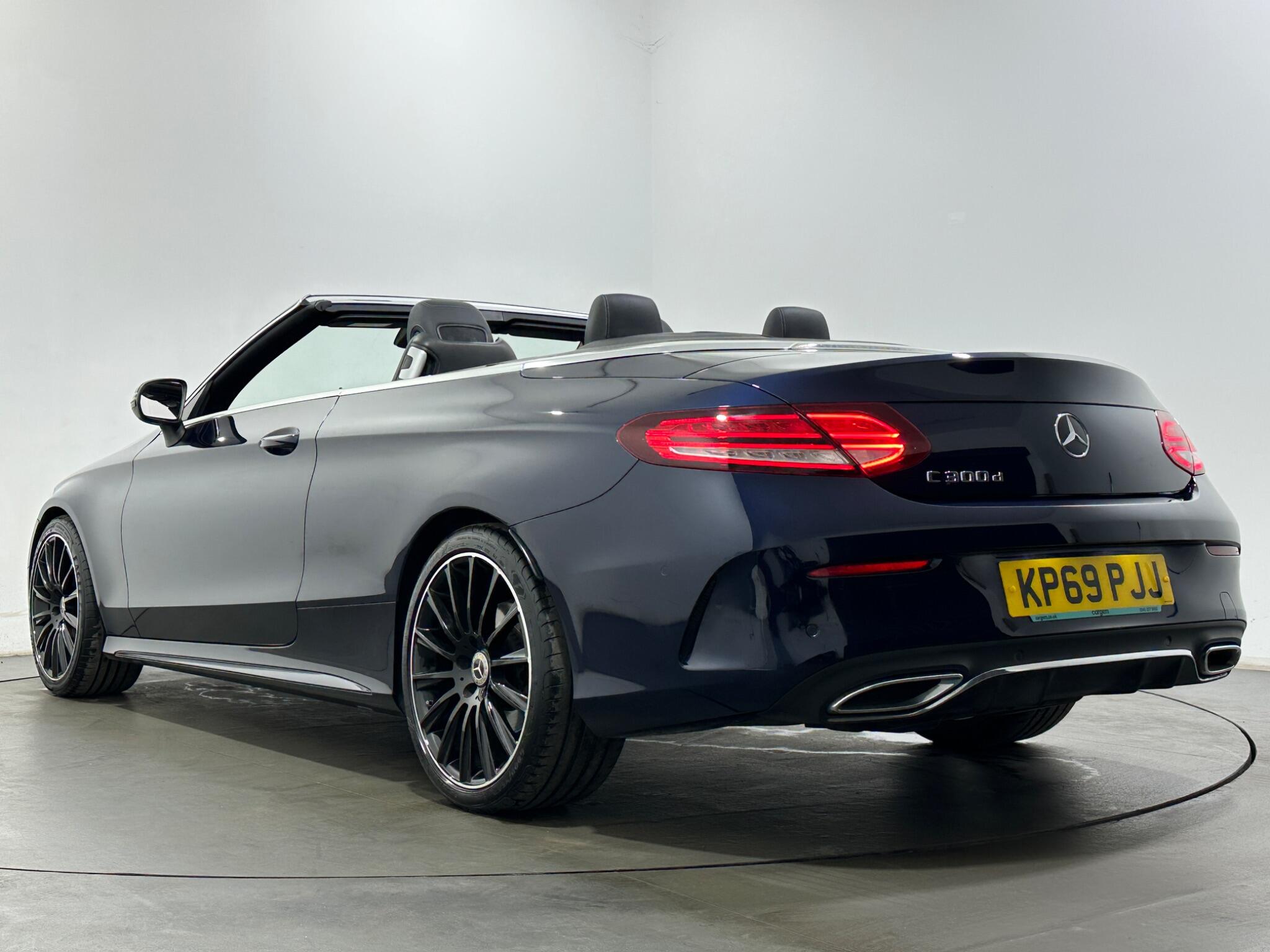 Mercedes-Benz C-Class view 46