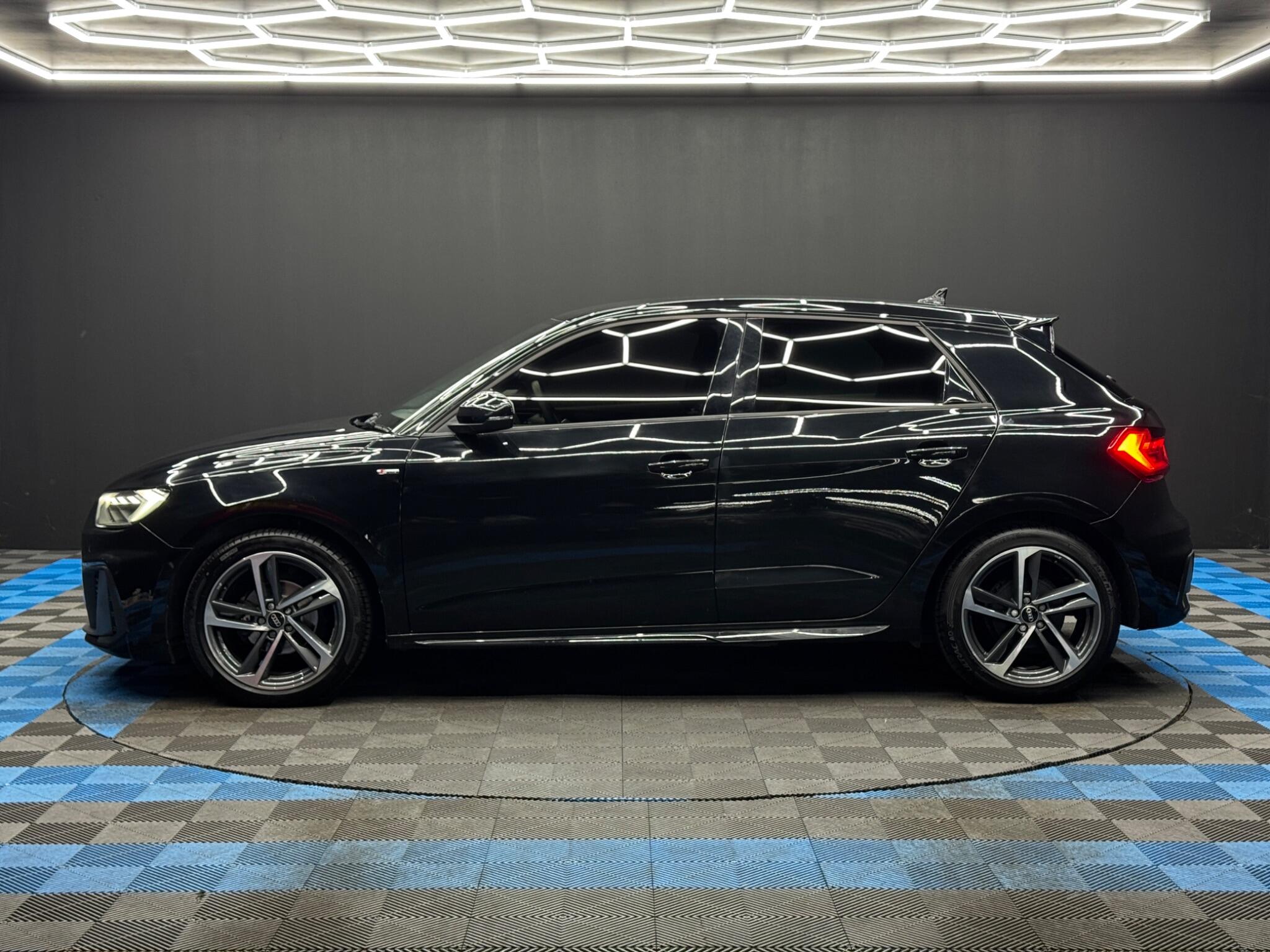 Audi A1 view 8