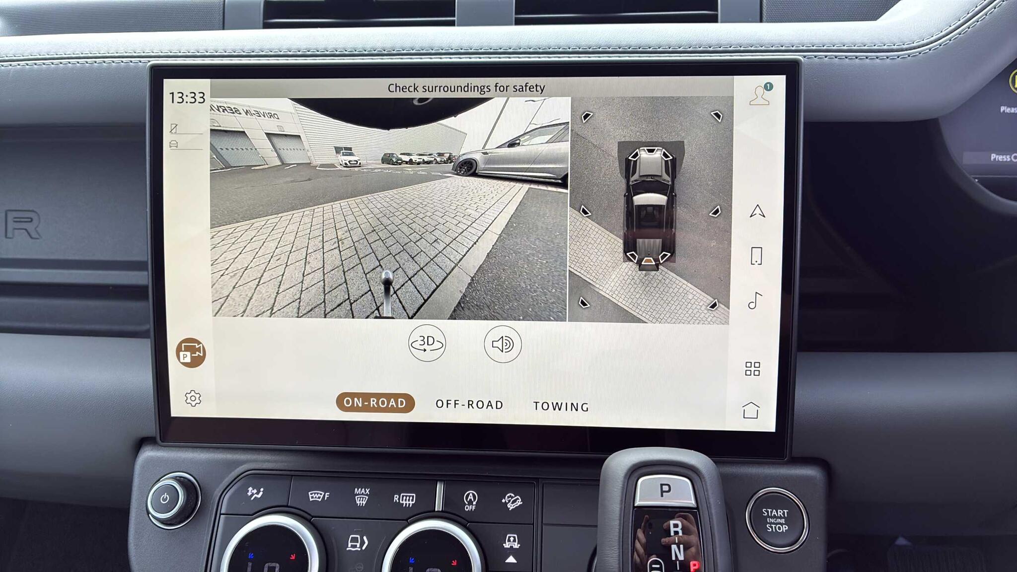 Land Rover Defender view 12