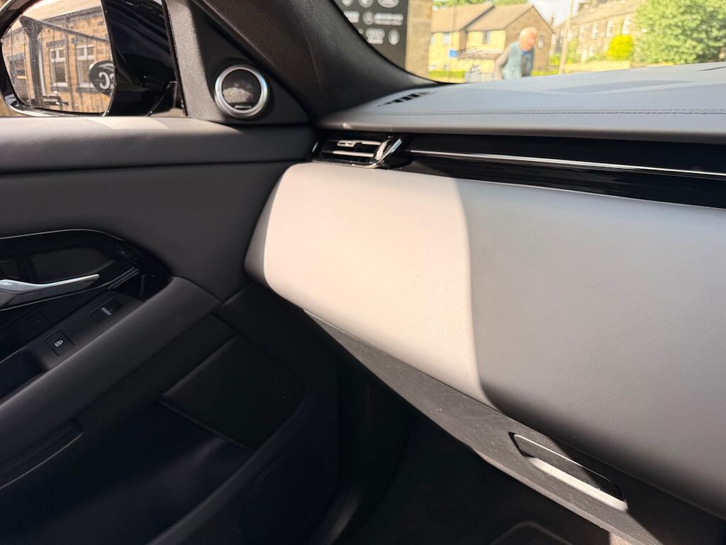 Land Rover Range Rover Evoque view 57