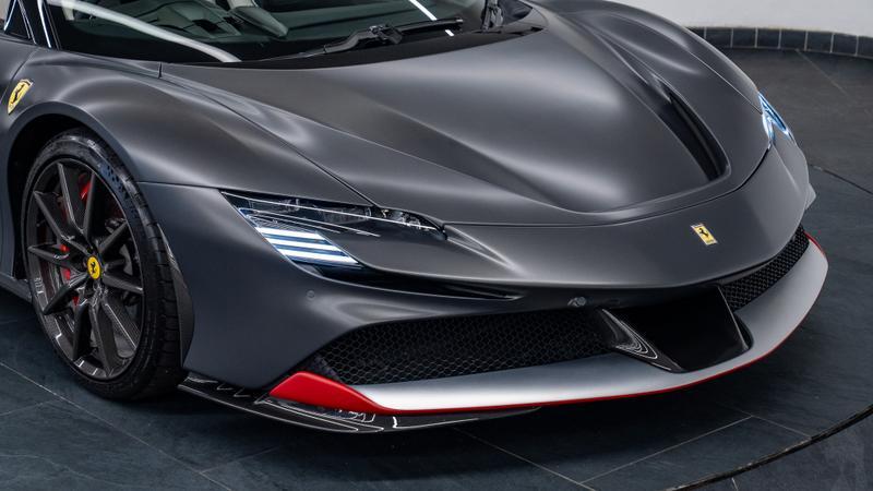 Ferrari SF90 Stradale view 9