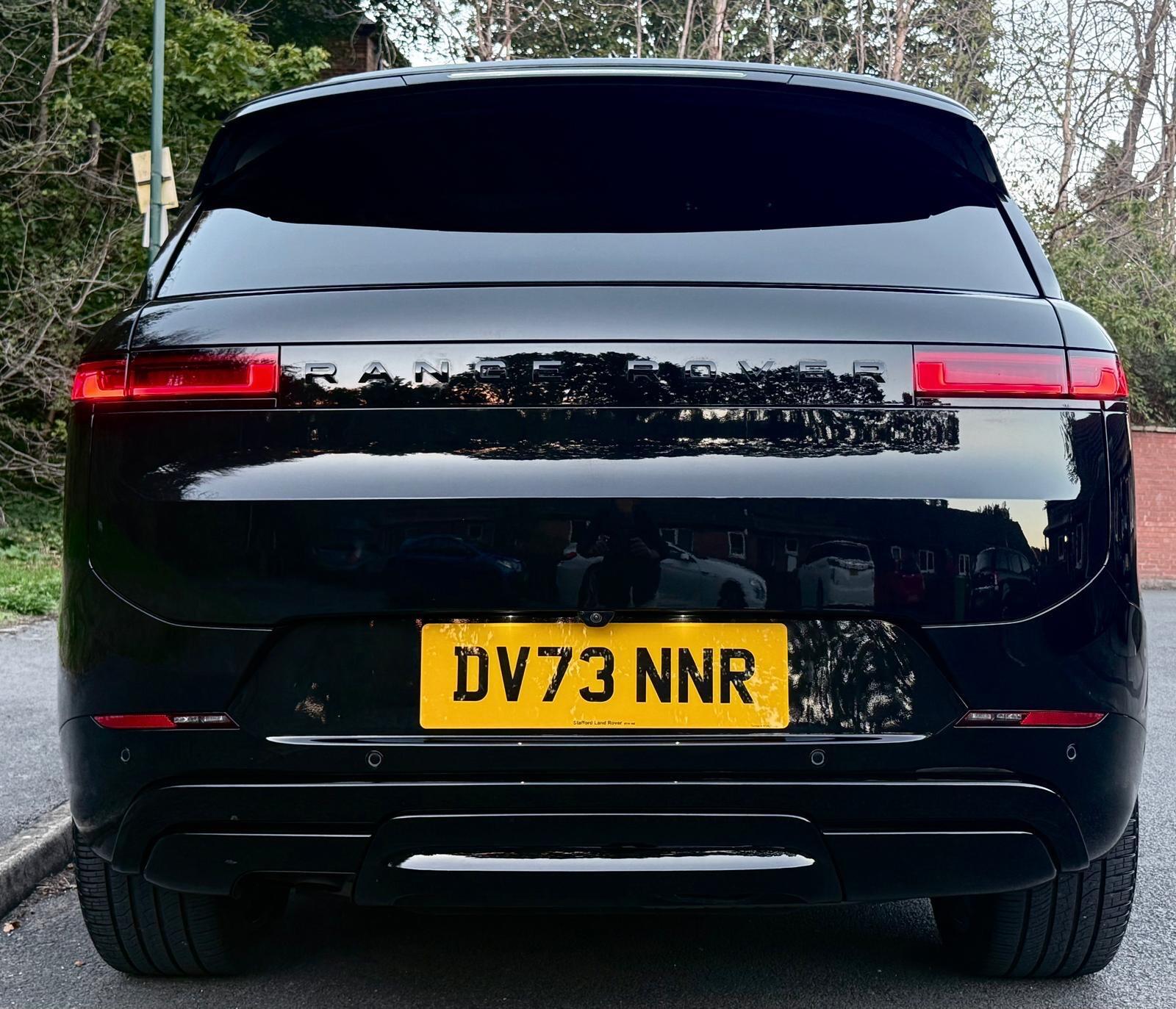 Land Rover Range Rover Sport view 6