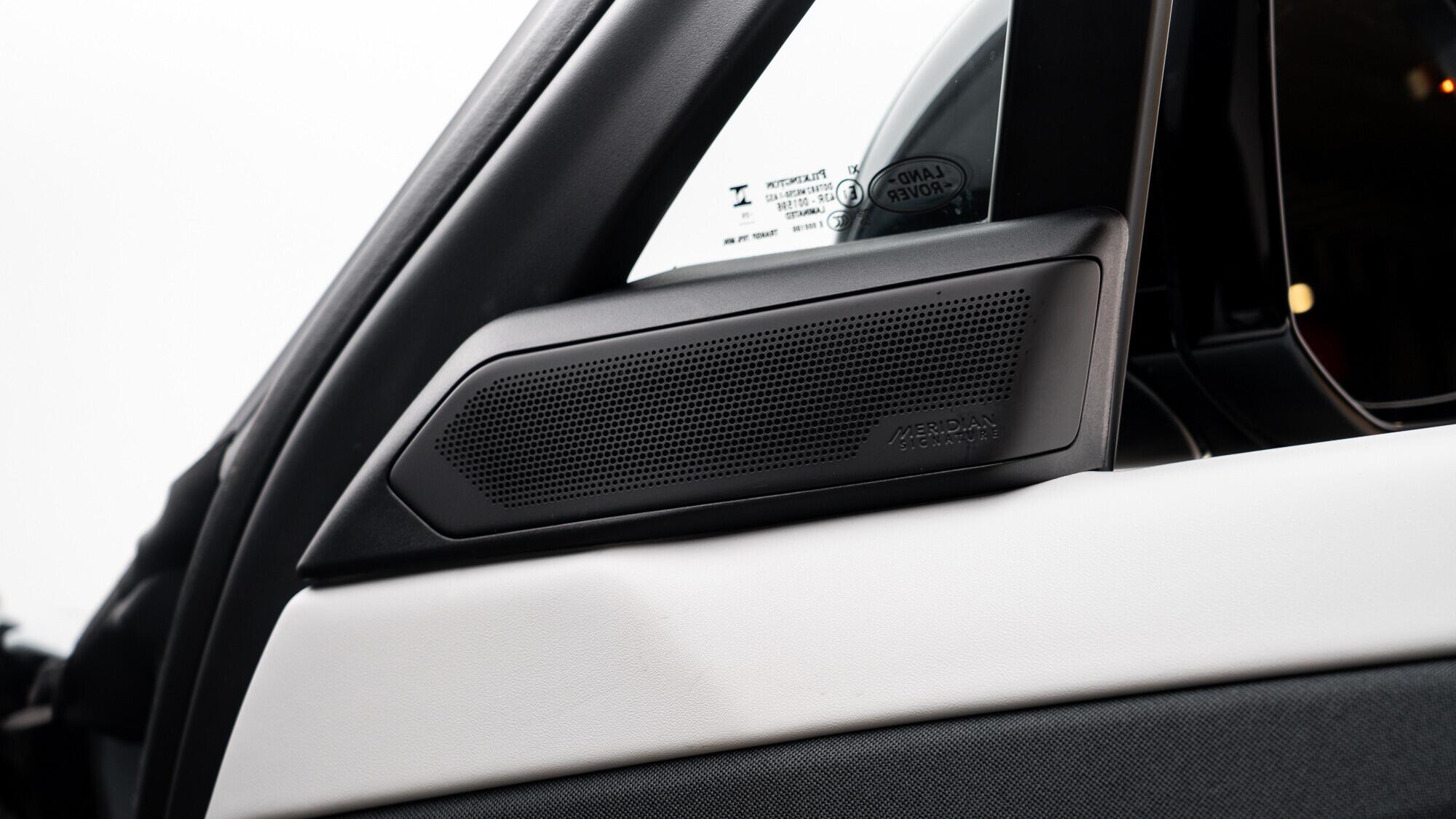 Land Rover Range Rover Sport view 44