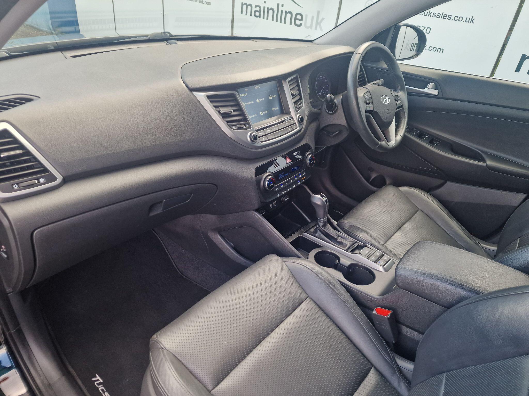 Hyundai Tucson view 10