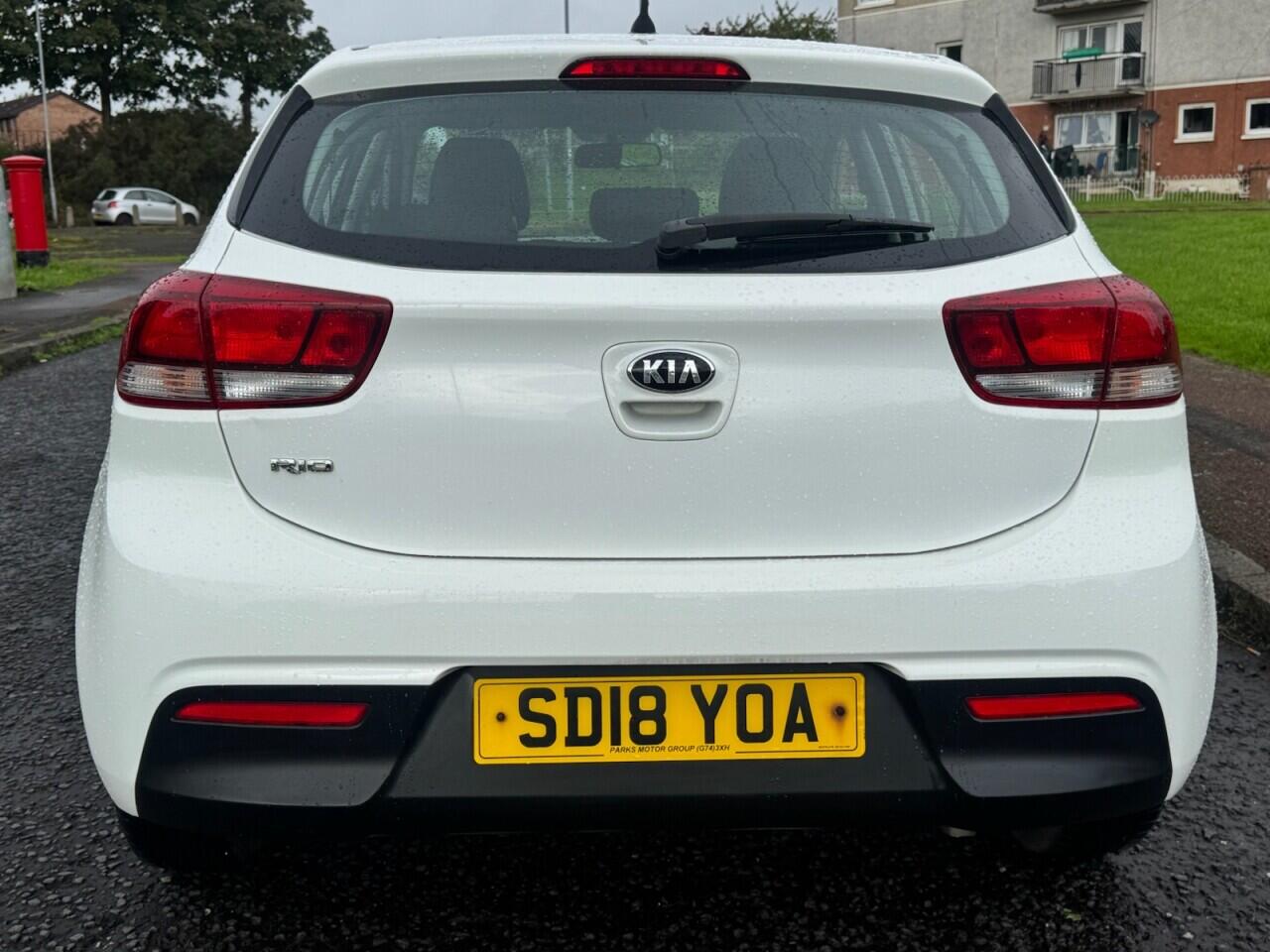 Kia Rio view 6