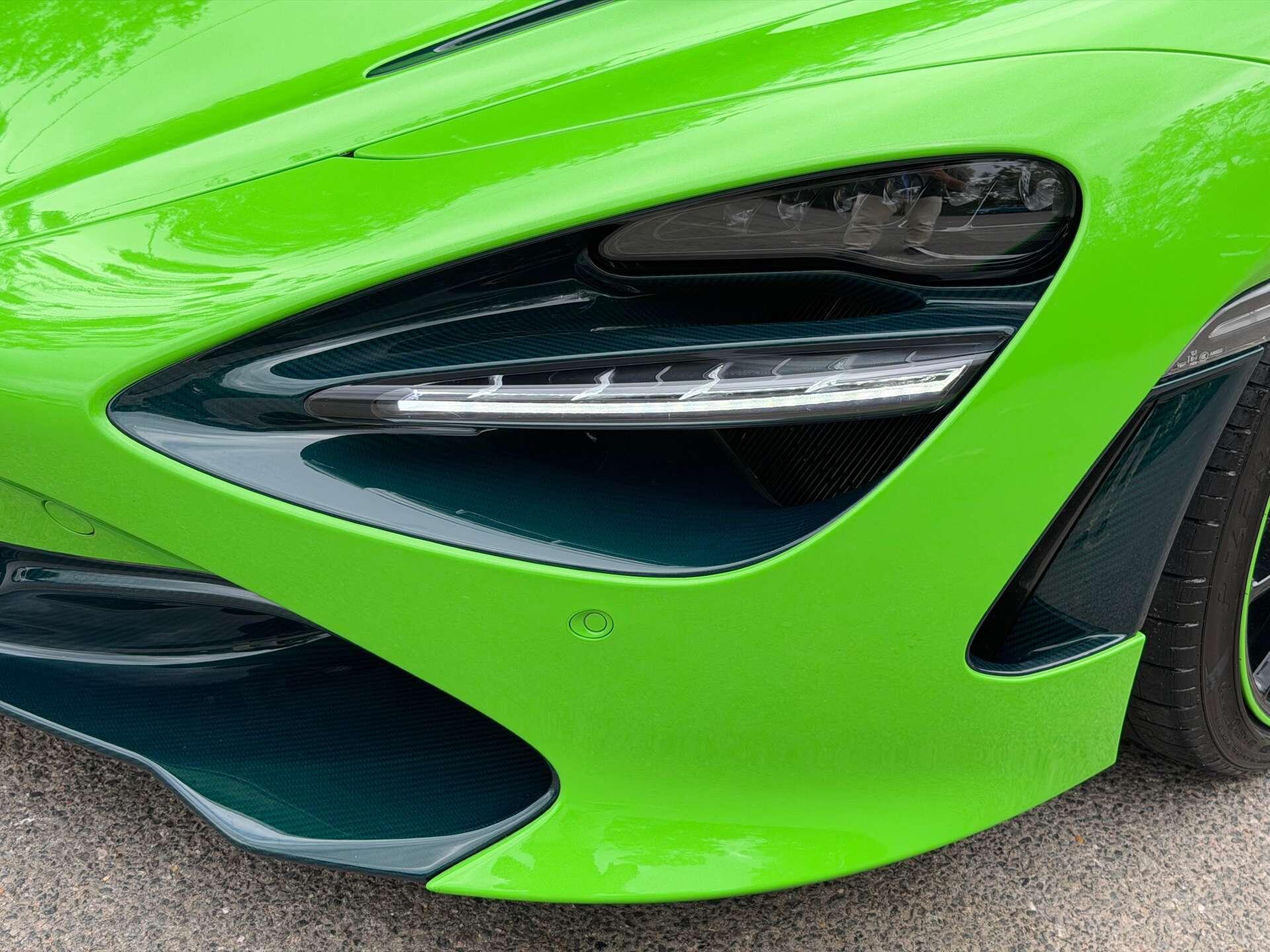 Mclaren 720s view 19