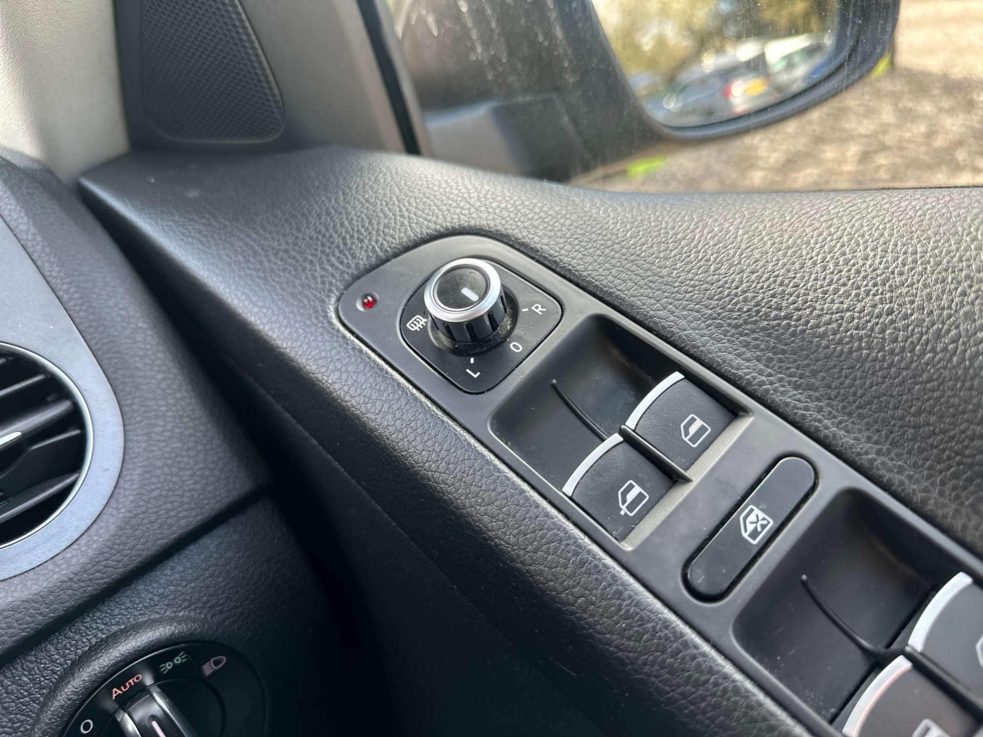 Volkswagen Tiguan view 34