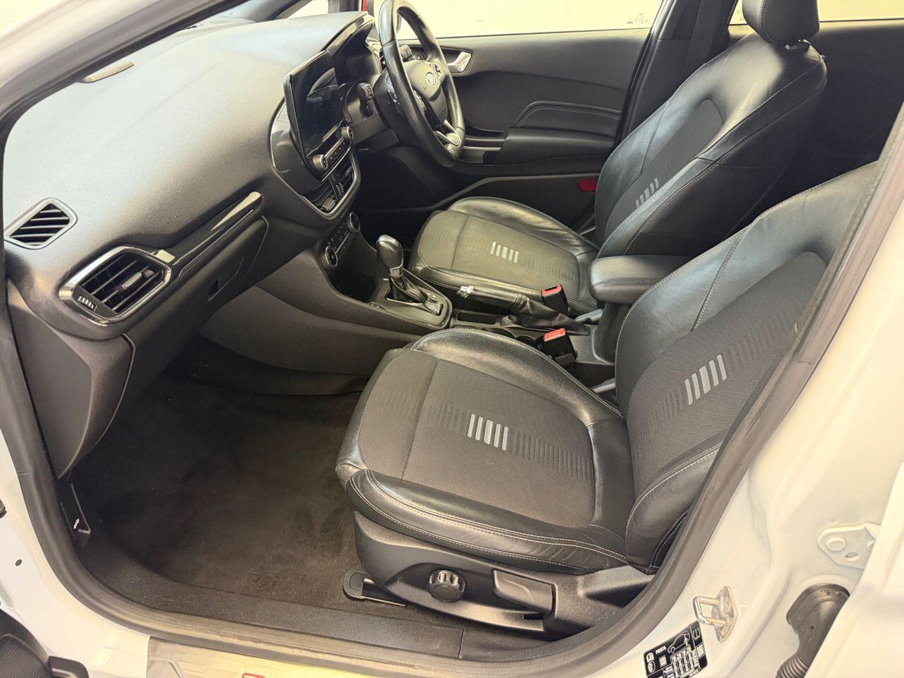 Ford Fiesta view 39