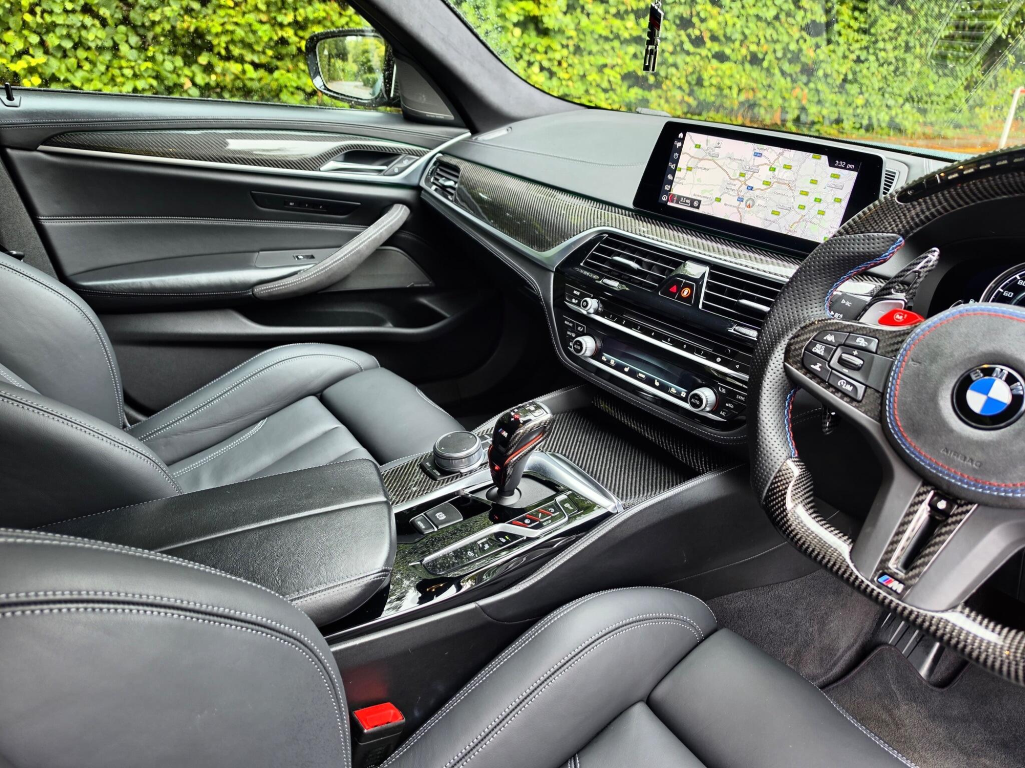 BMW M5 view 16
