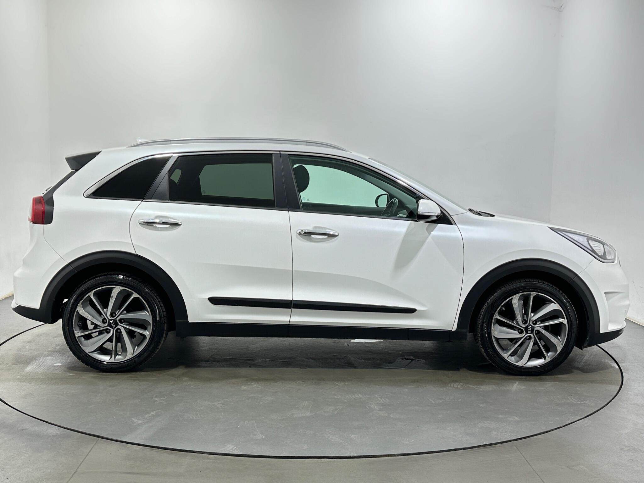 Kia Niro view 9