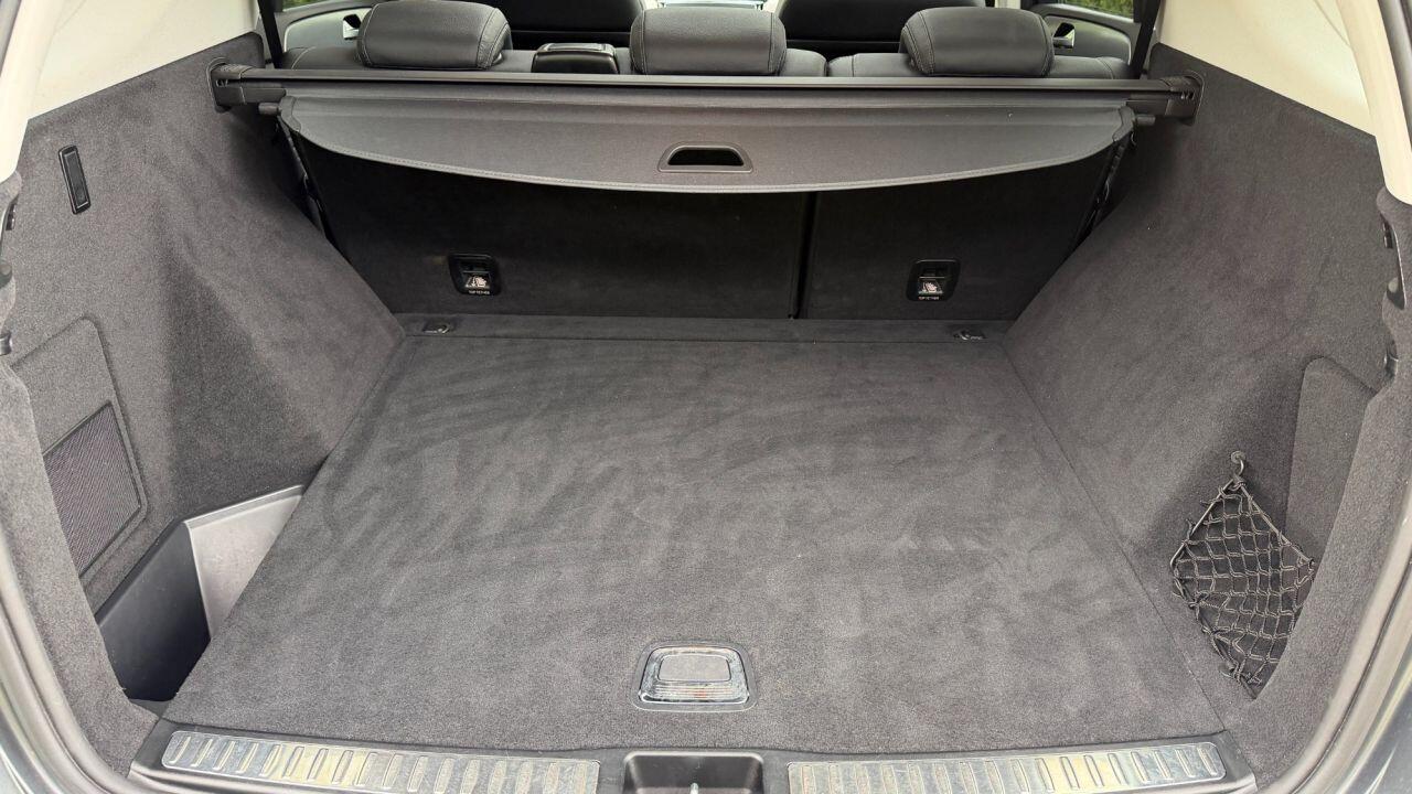 Mercedes-Benz Gle view 36