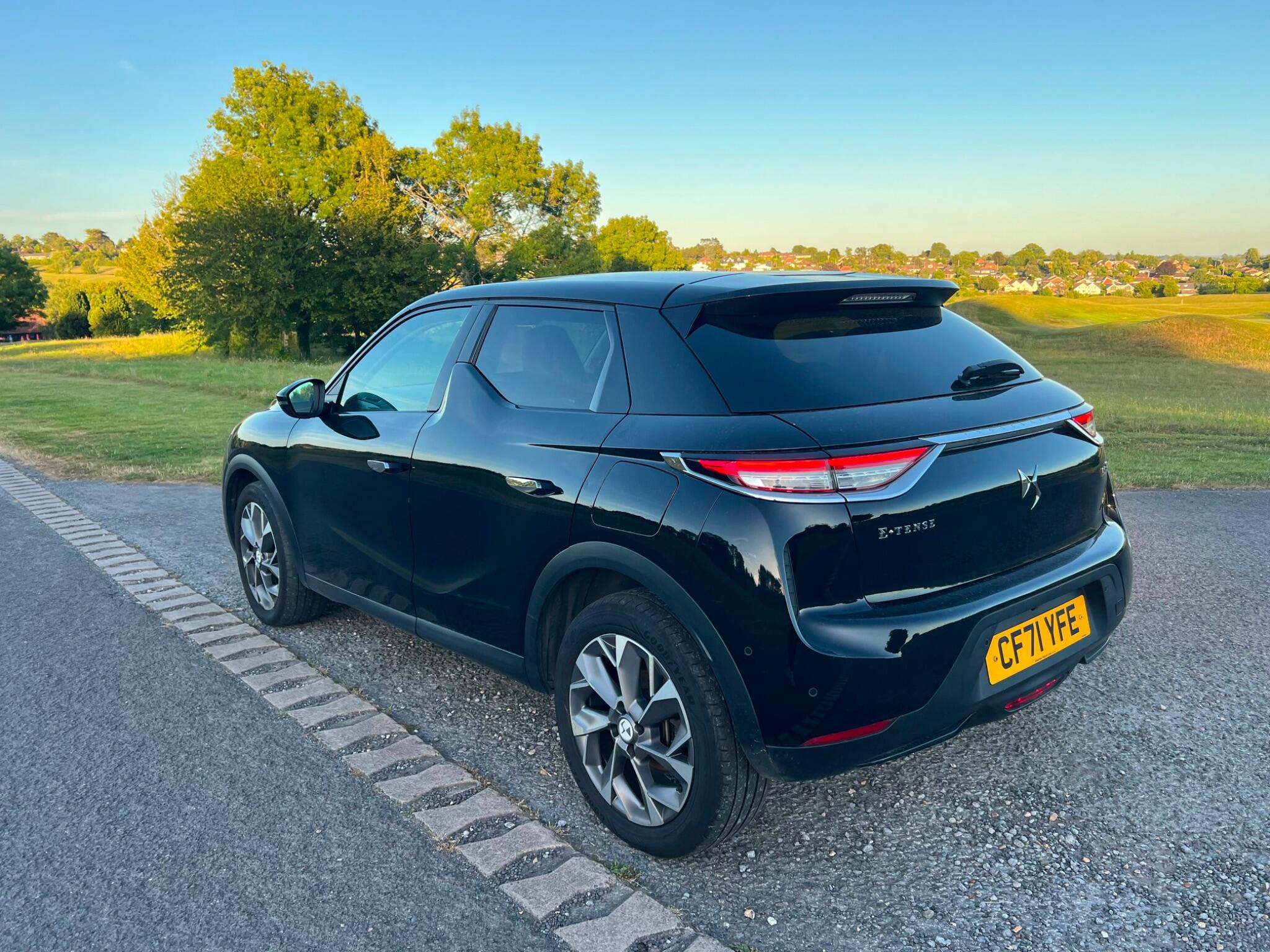 DS Automobiles DS 3 Crossback view 5