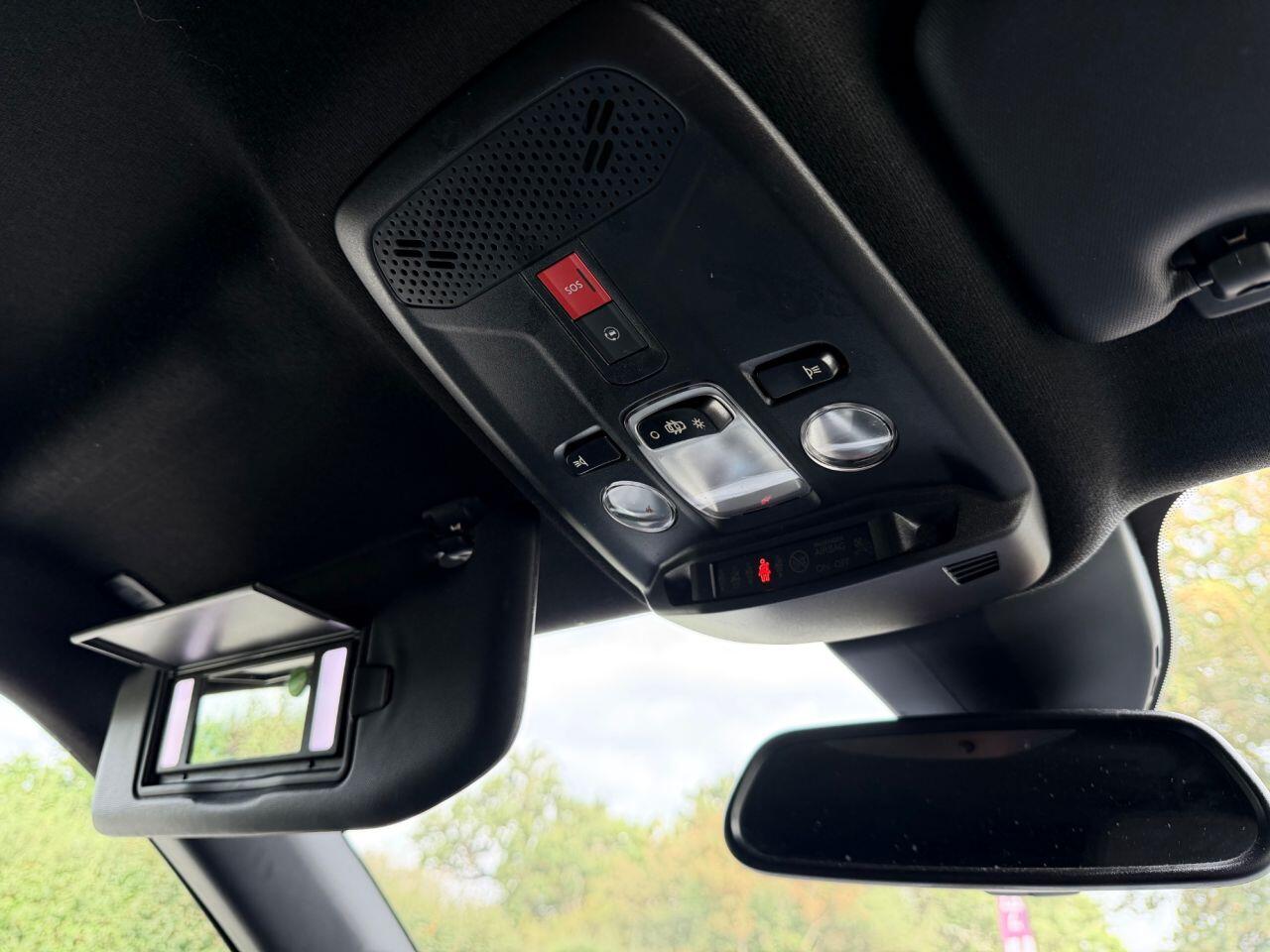 Vauxhall Mokka Electric view 70