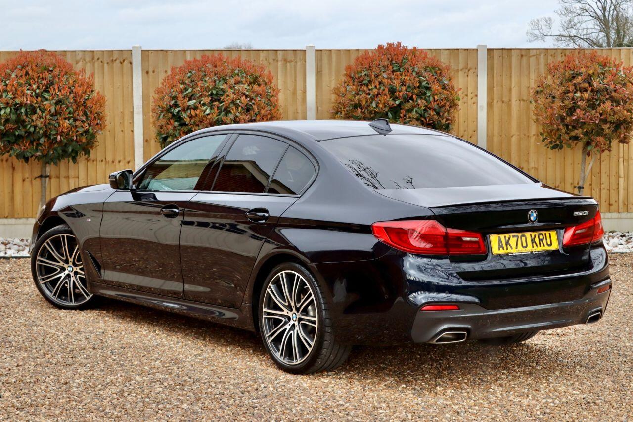 BMW 5 Series view 4