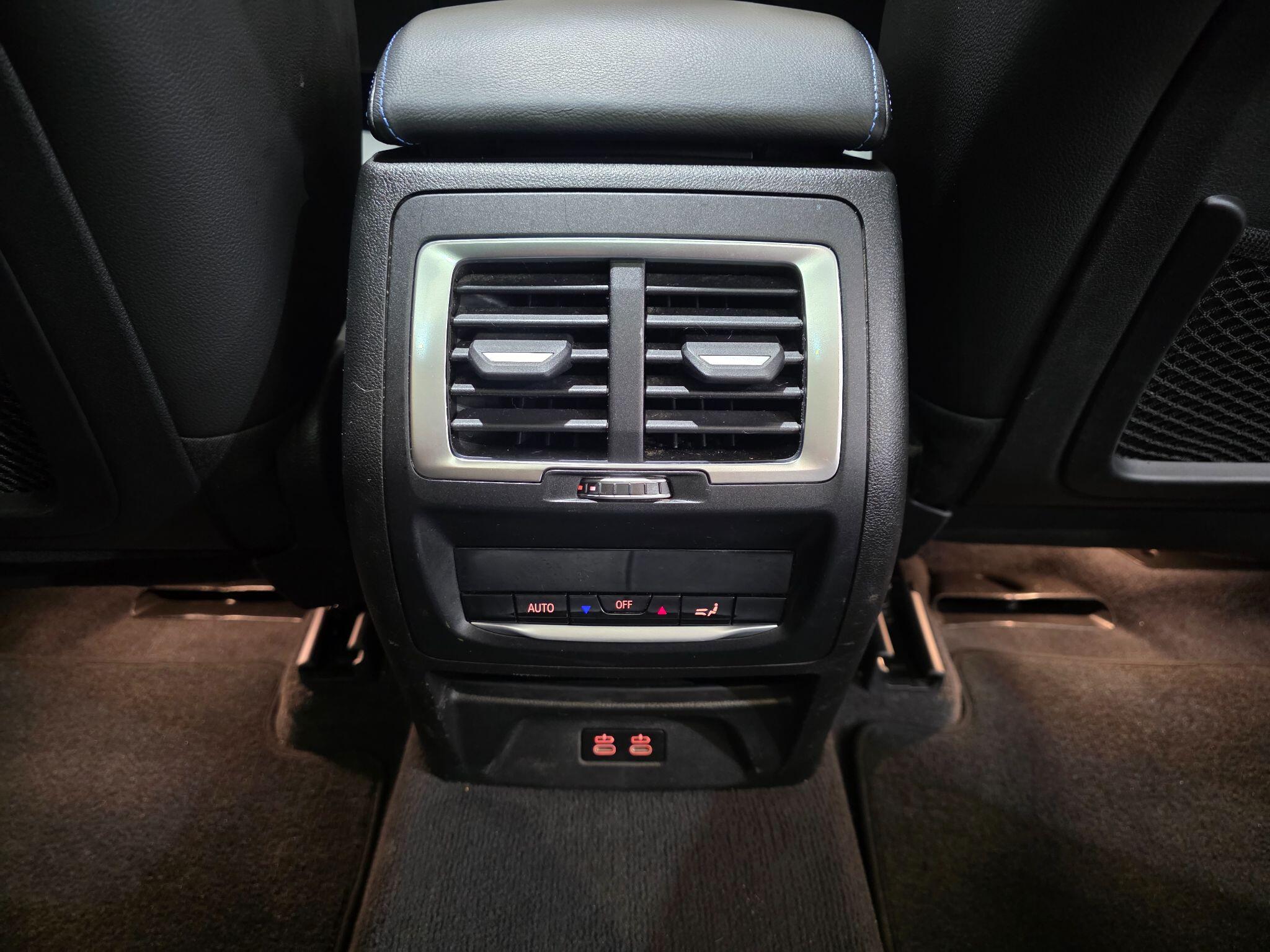 BMW Ix3 view 29