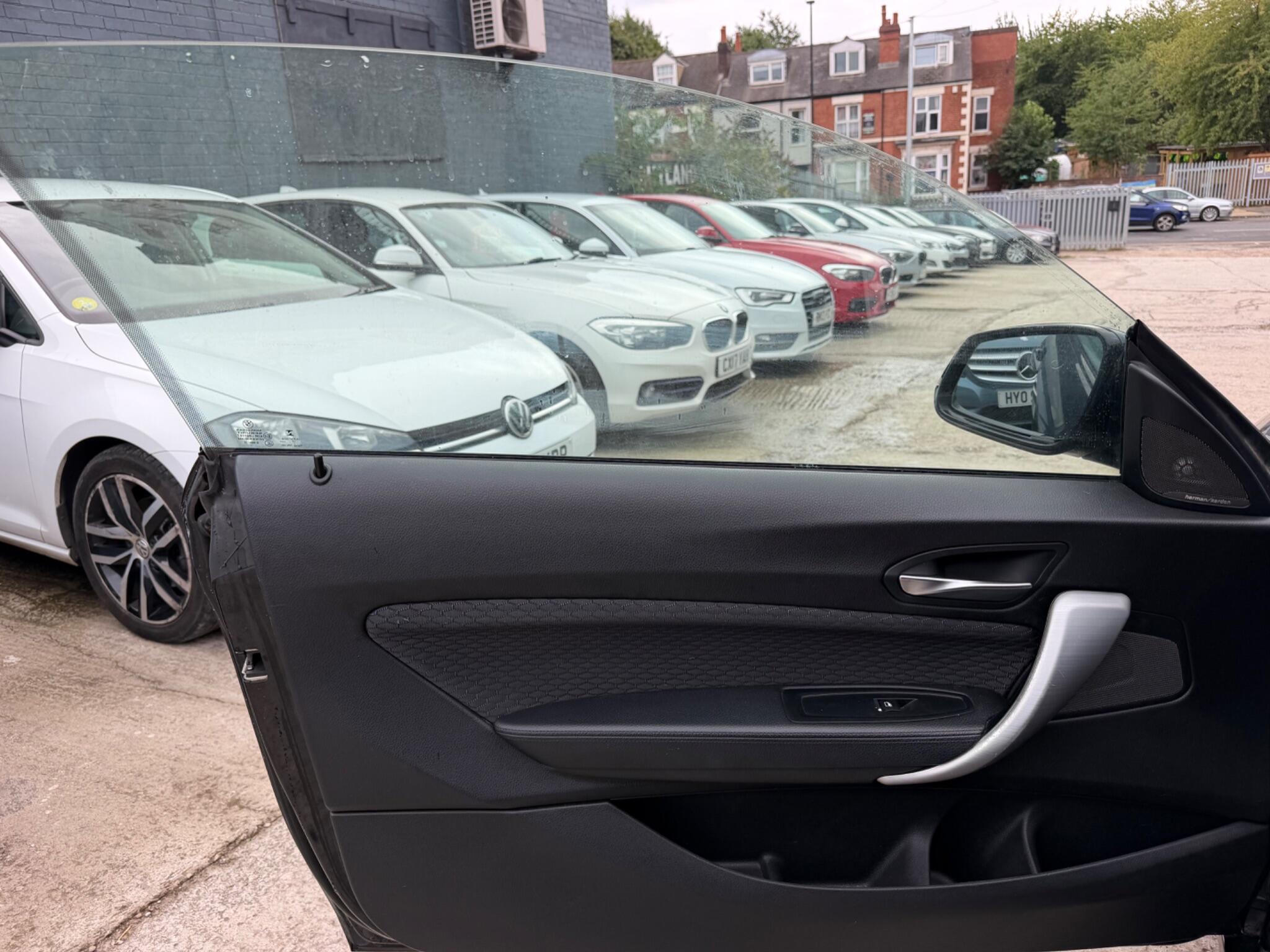 BMW 1 Series view 14