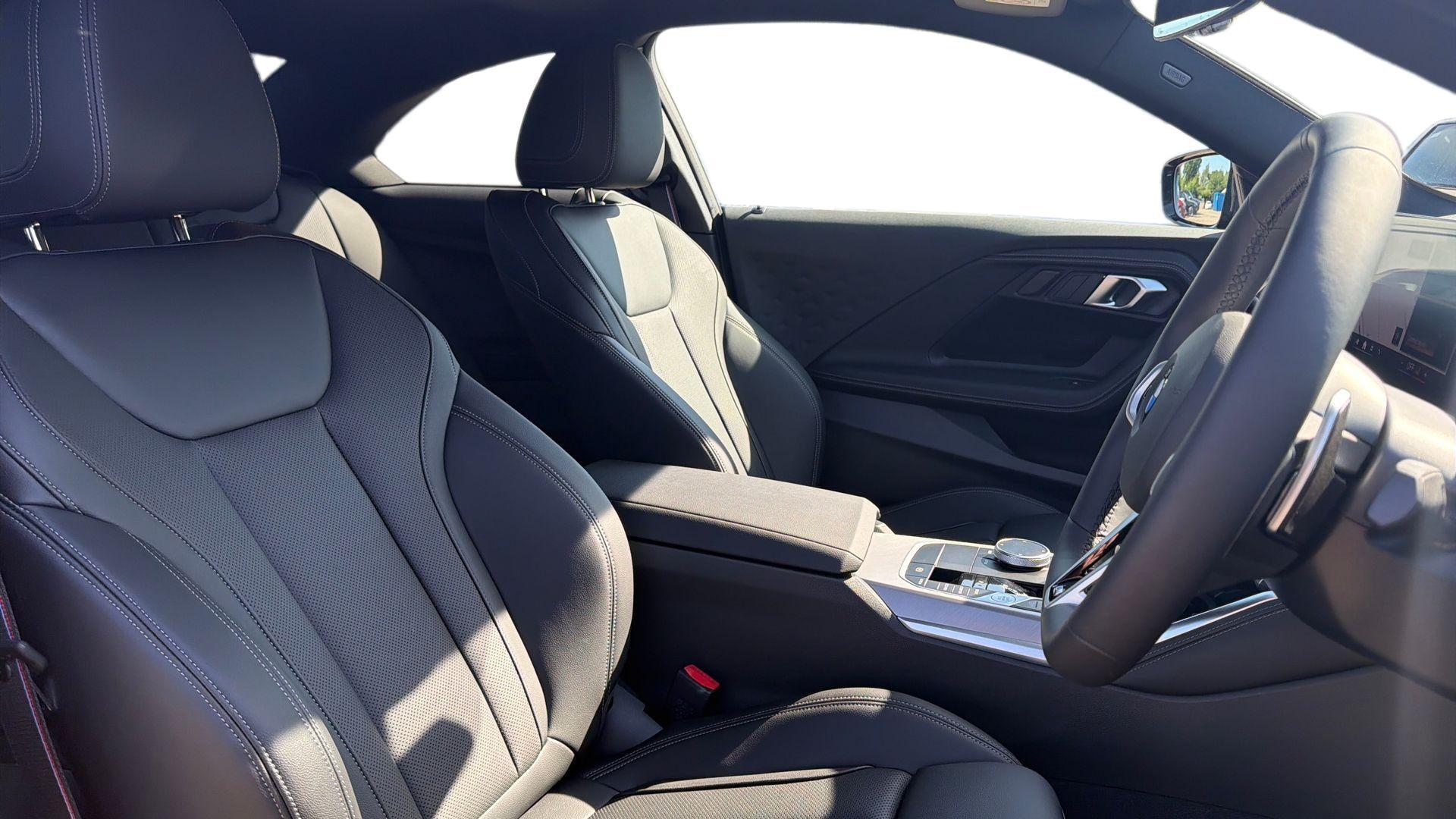 BMW 2 Series view 11