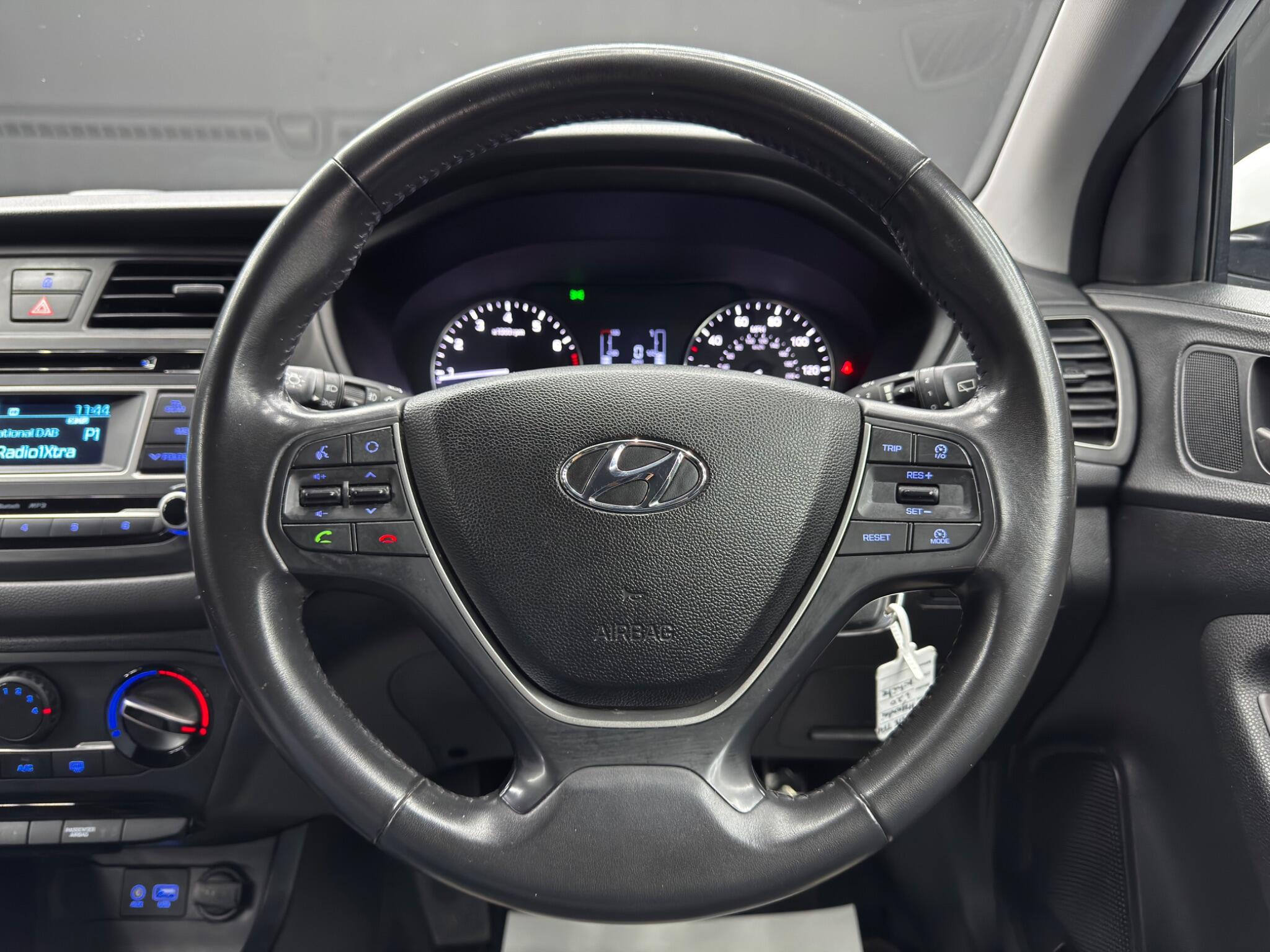 Hyundai I20 view 19
