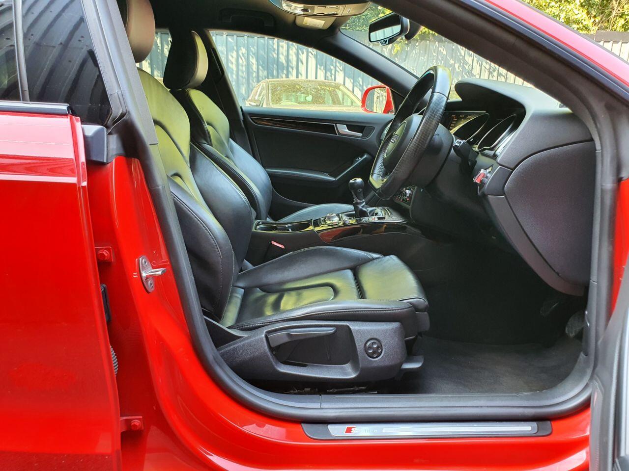 Audi A5 view 14