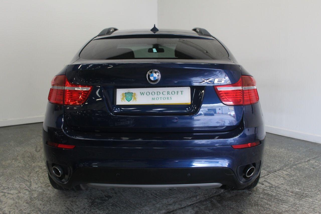 BMW X6 view 14