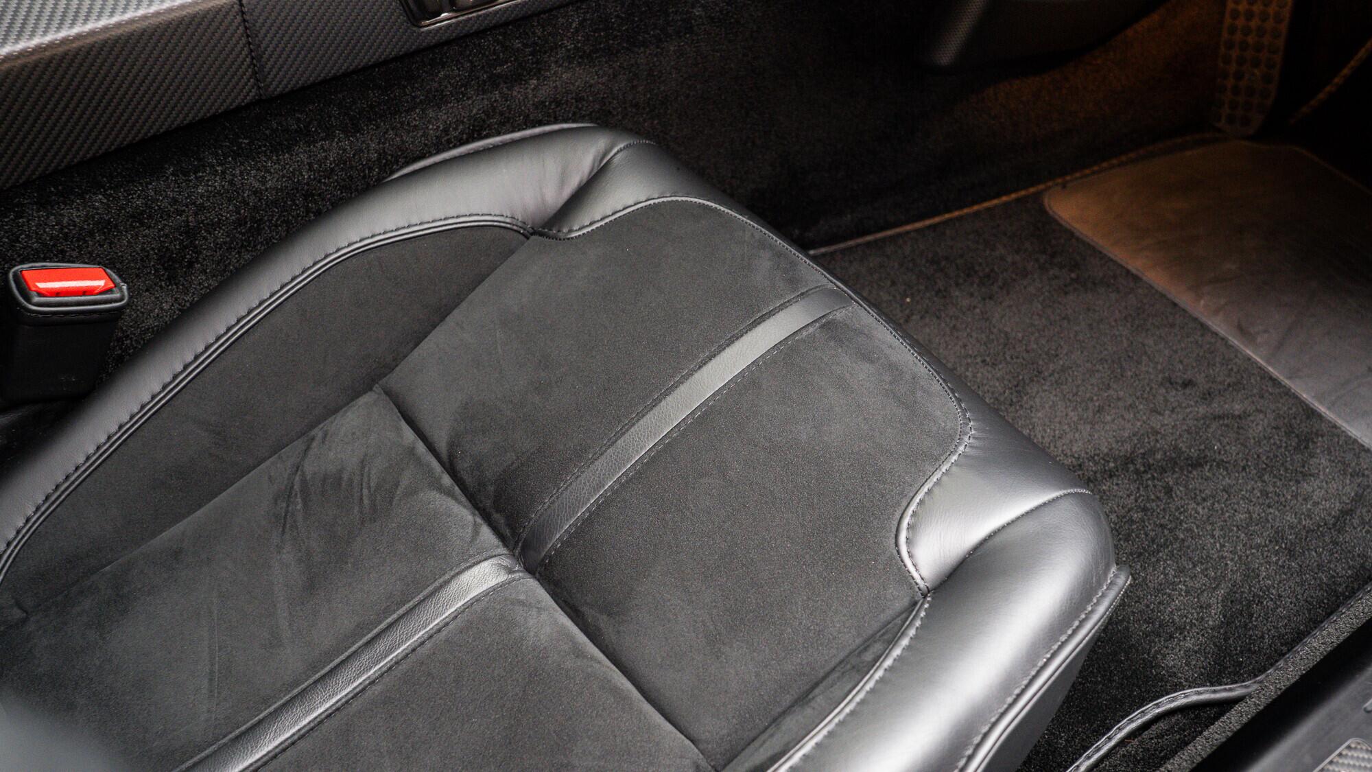 Aston Martin Rapide view 32