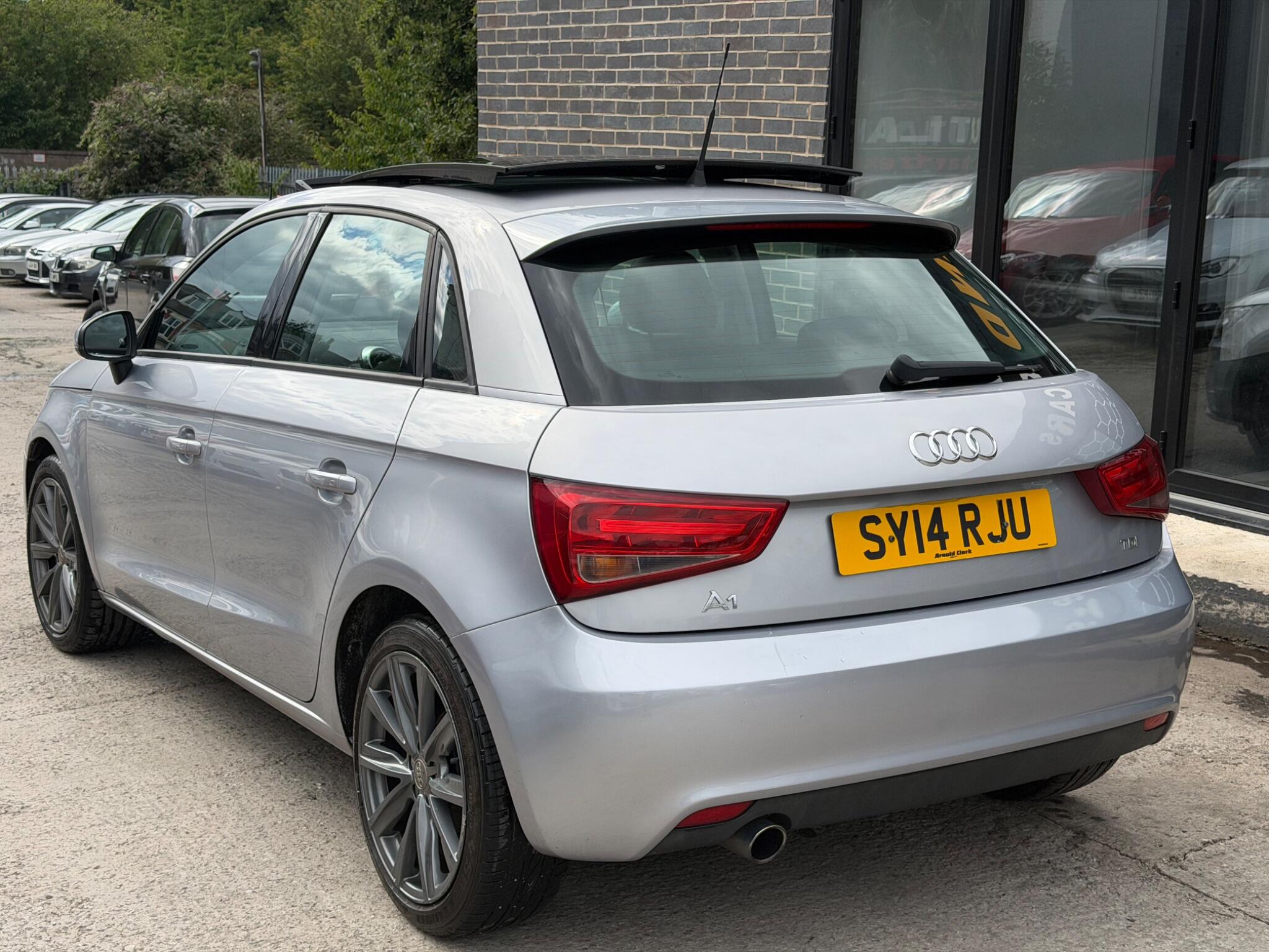 Audi A1 view 6