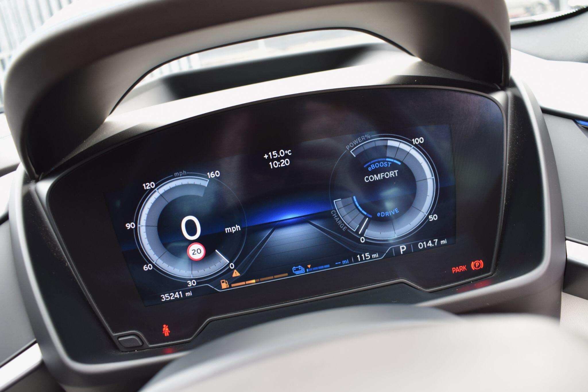 BMW I8 view 26
