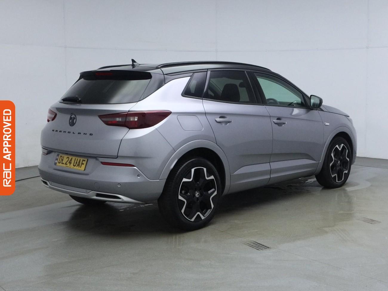 Vauxhall Grandland view 32