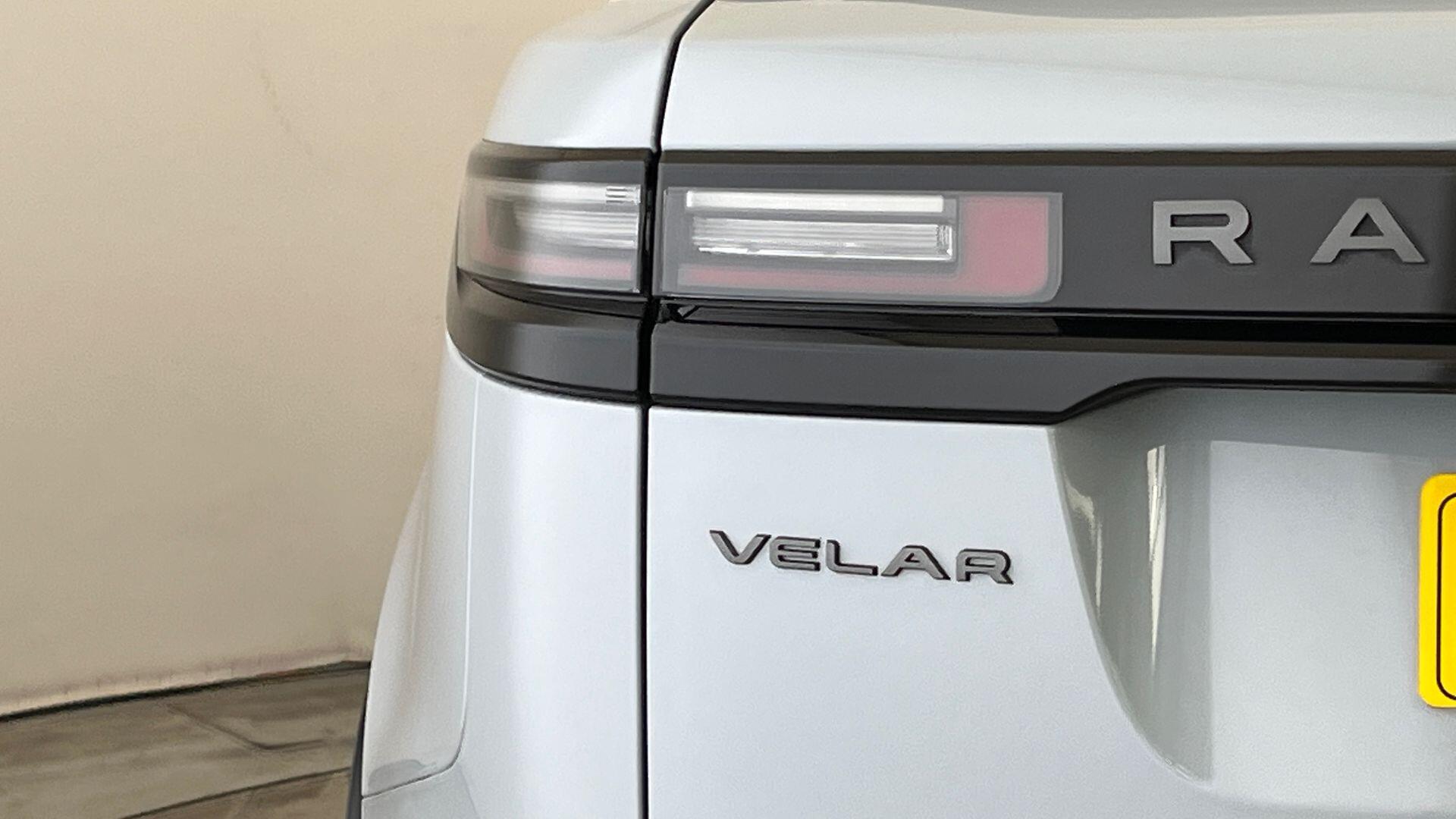 Land Rover Range Rover Velar view 26