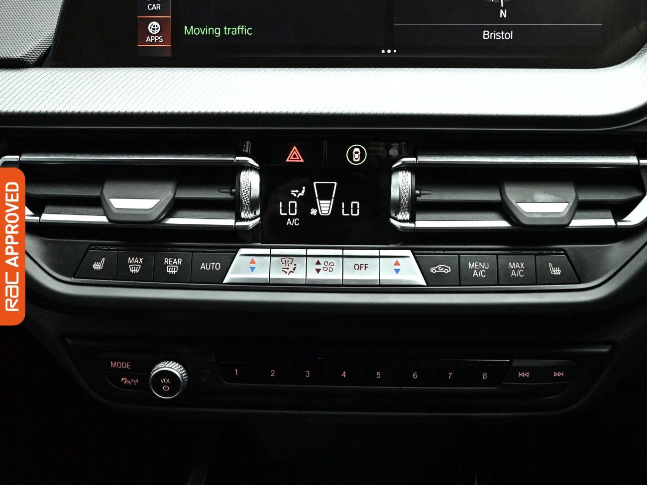 BMW 1 Series view 18