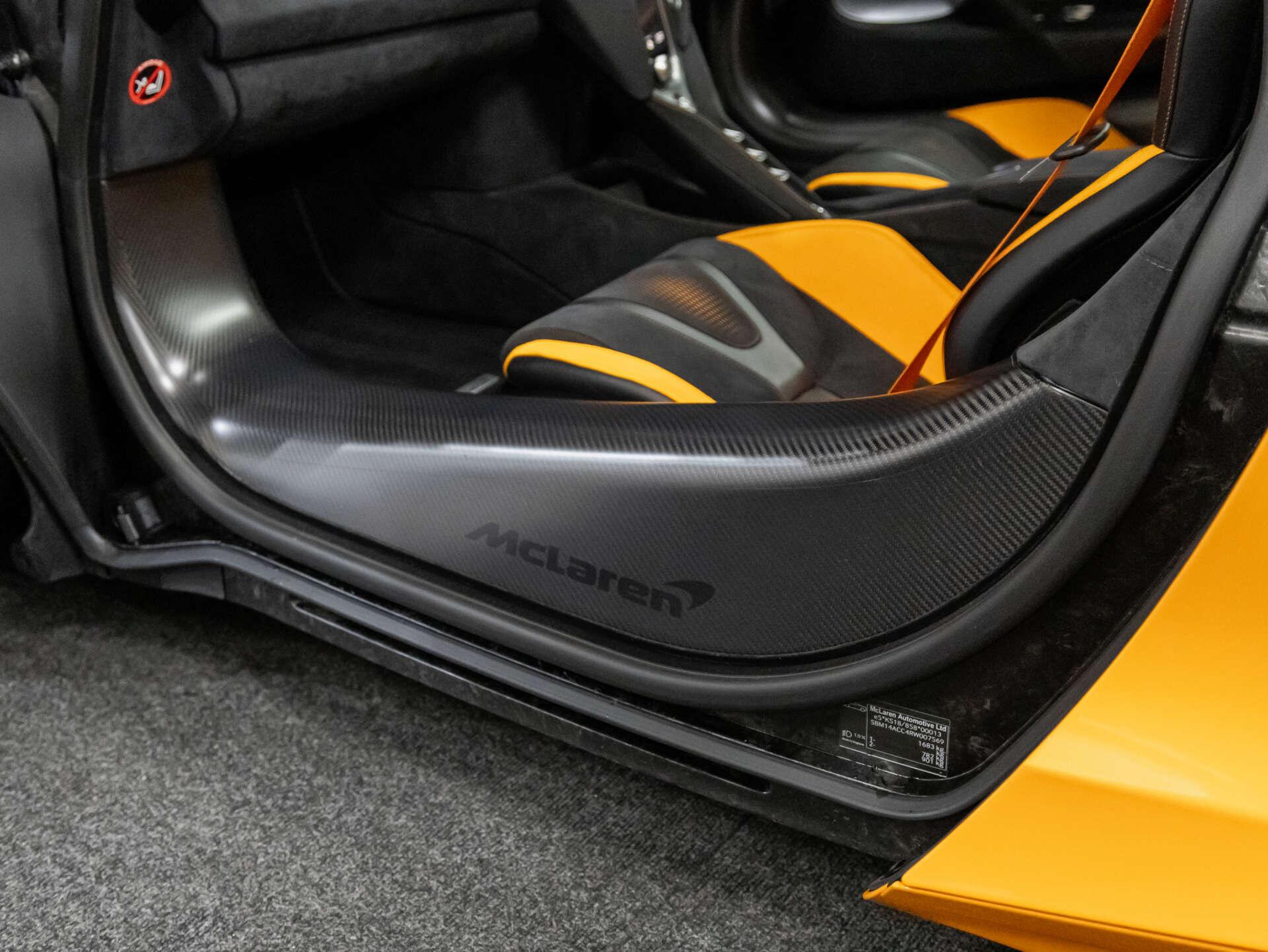 McLaren 750S view 8