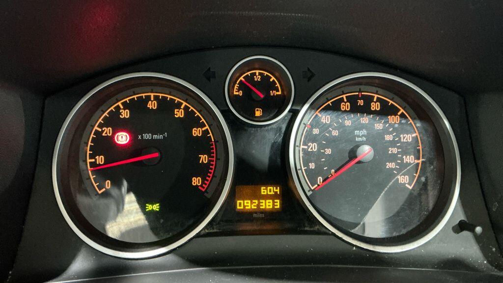 Vauxhall Zafira view 11