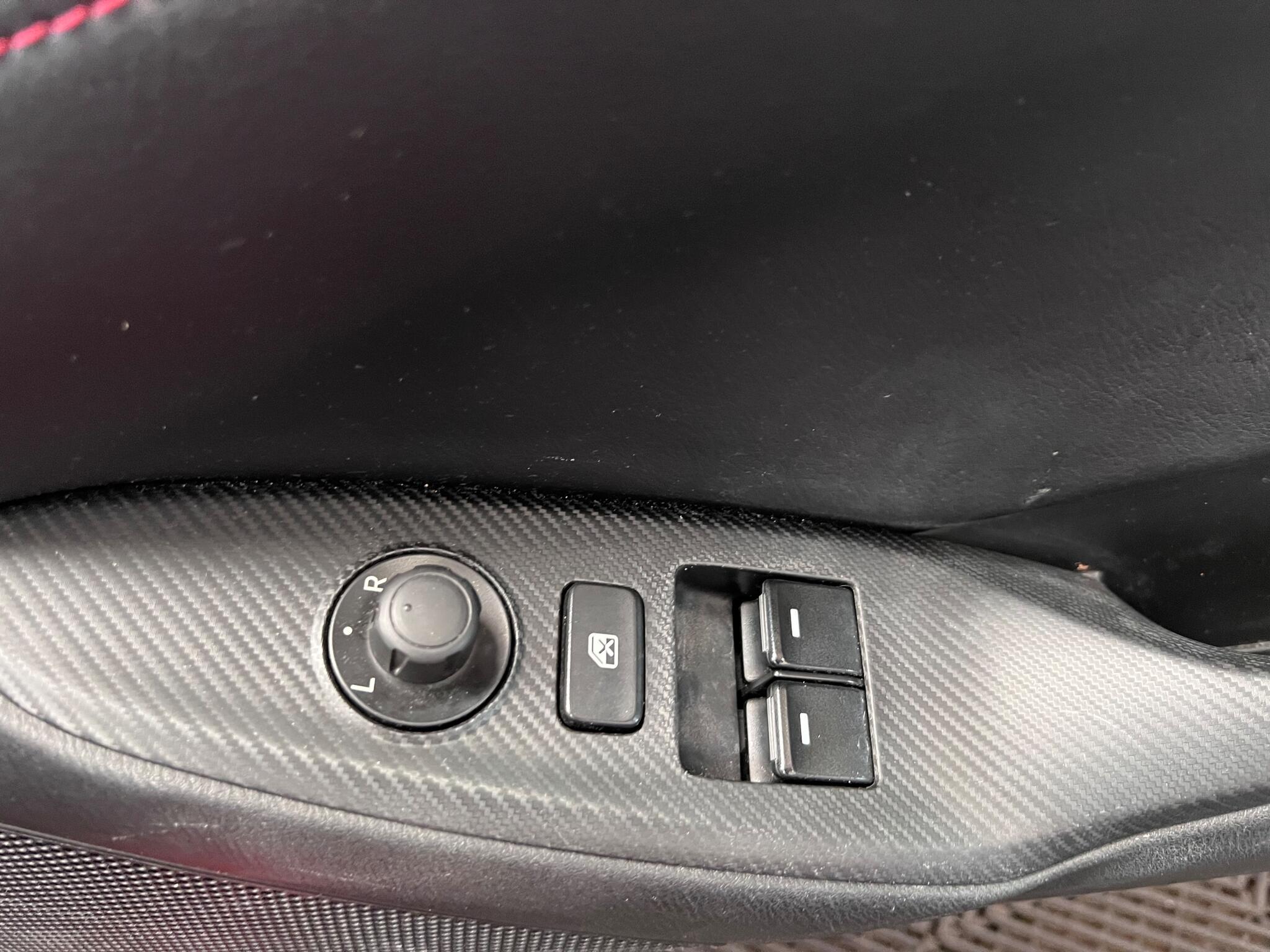 Mazda MX-5 view 23