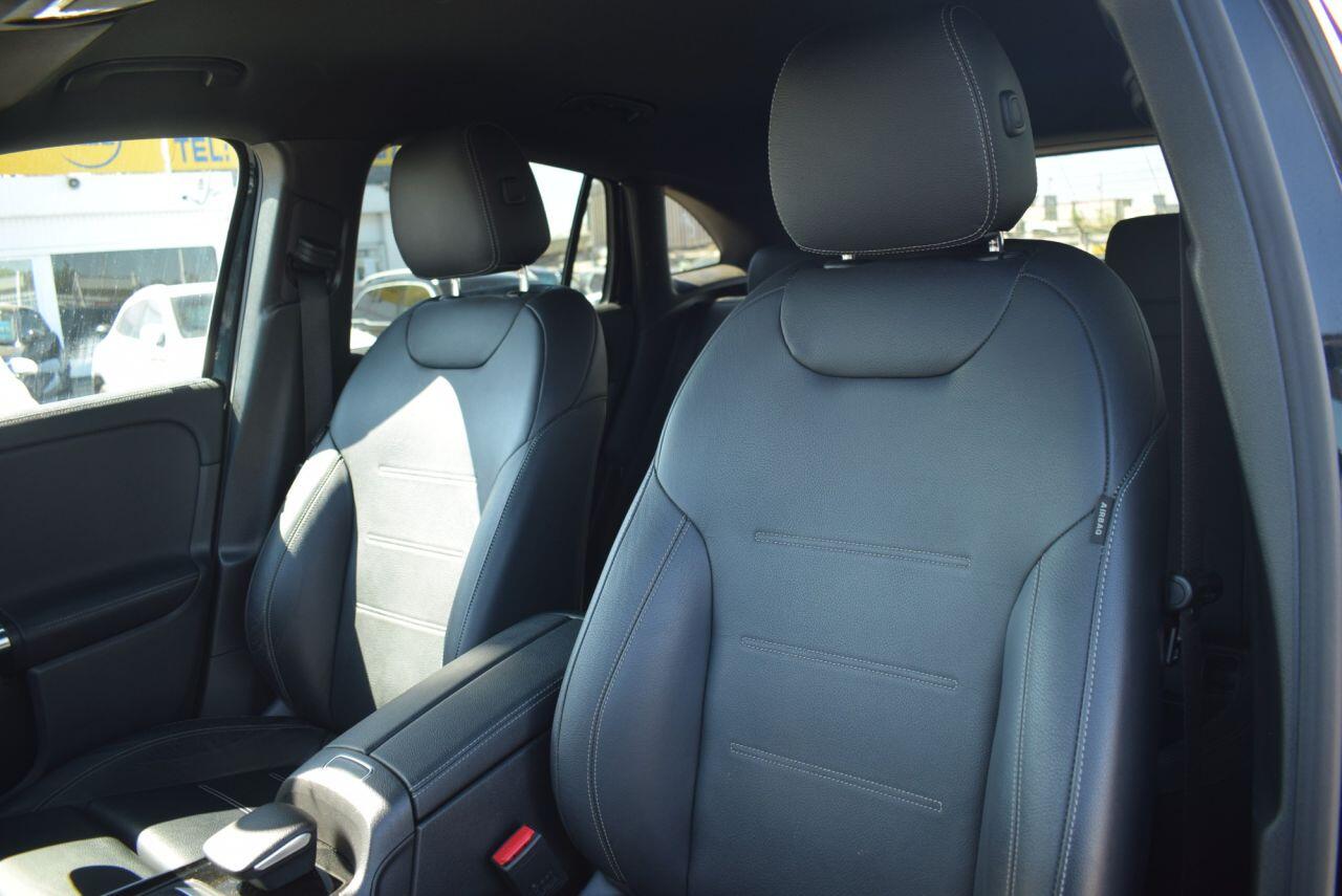 Mercedes-Benz Gla view 18