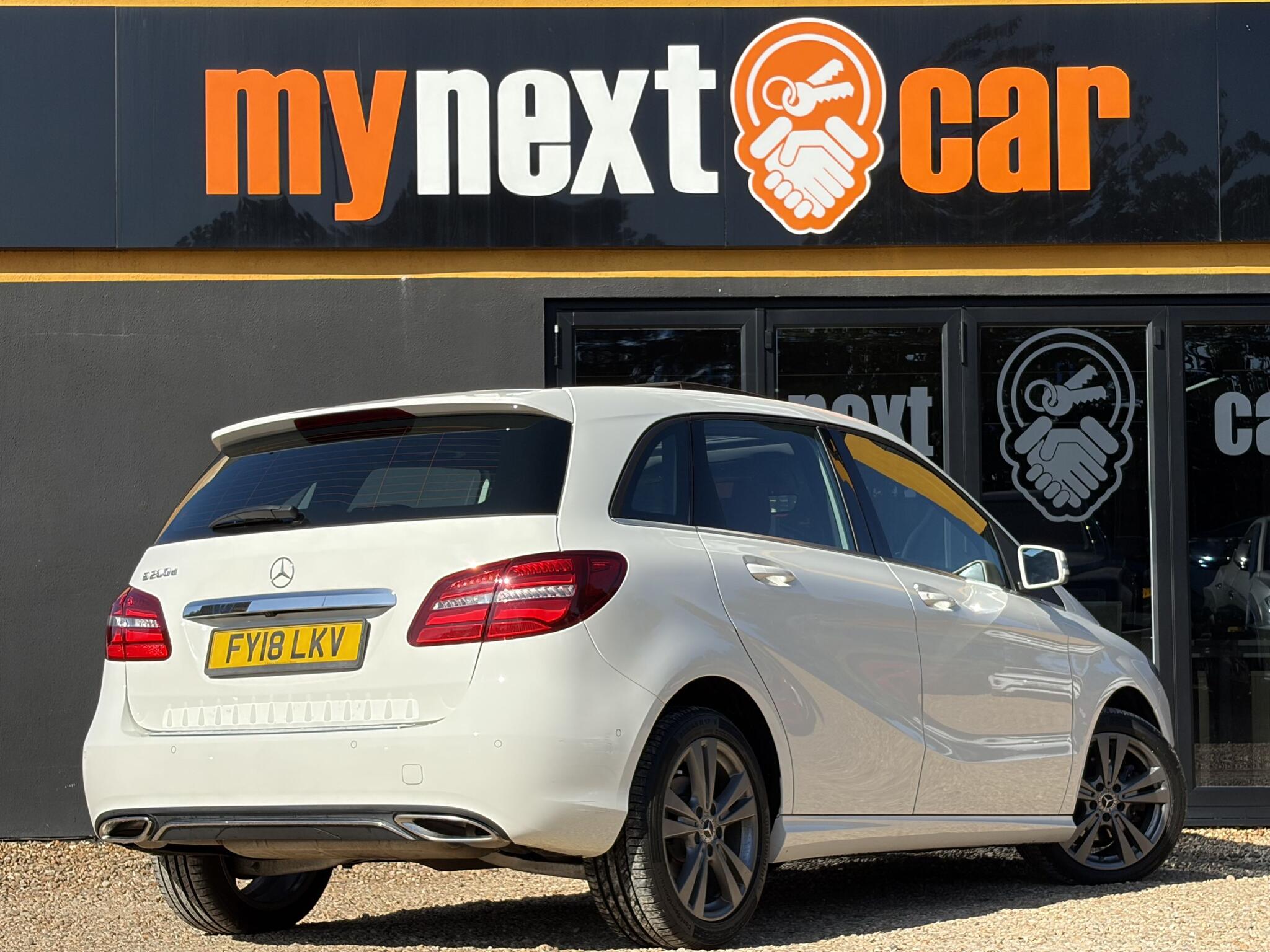 Mercedes-Benz B-Class view 12