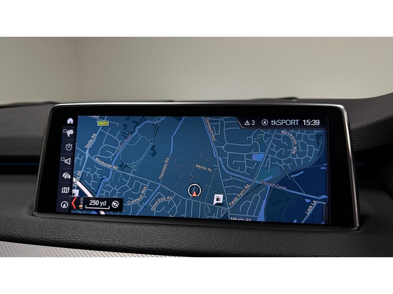 BMW X5 view 30
