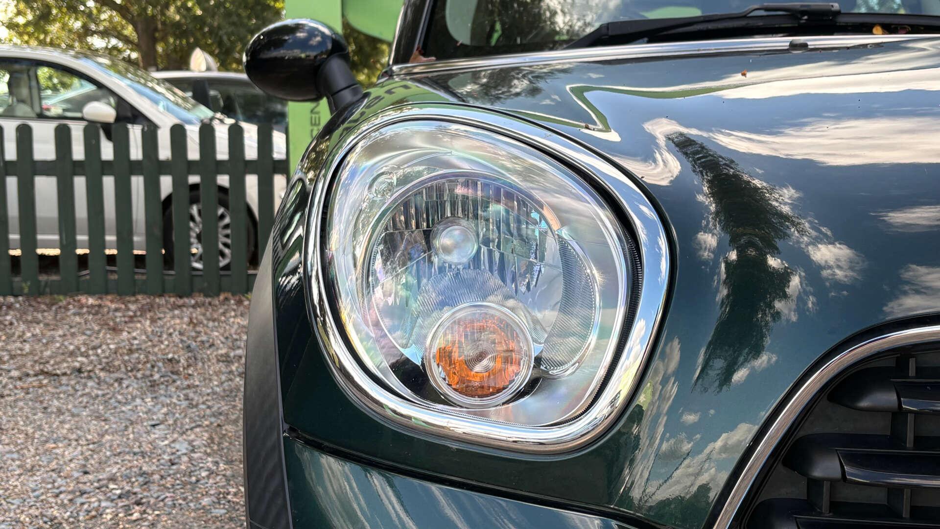Mini Countryman view 35