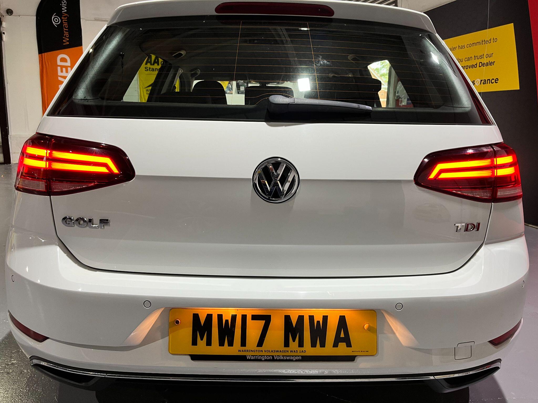 Volkswagen Golf view 72