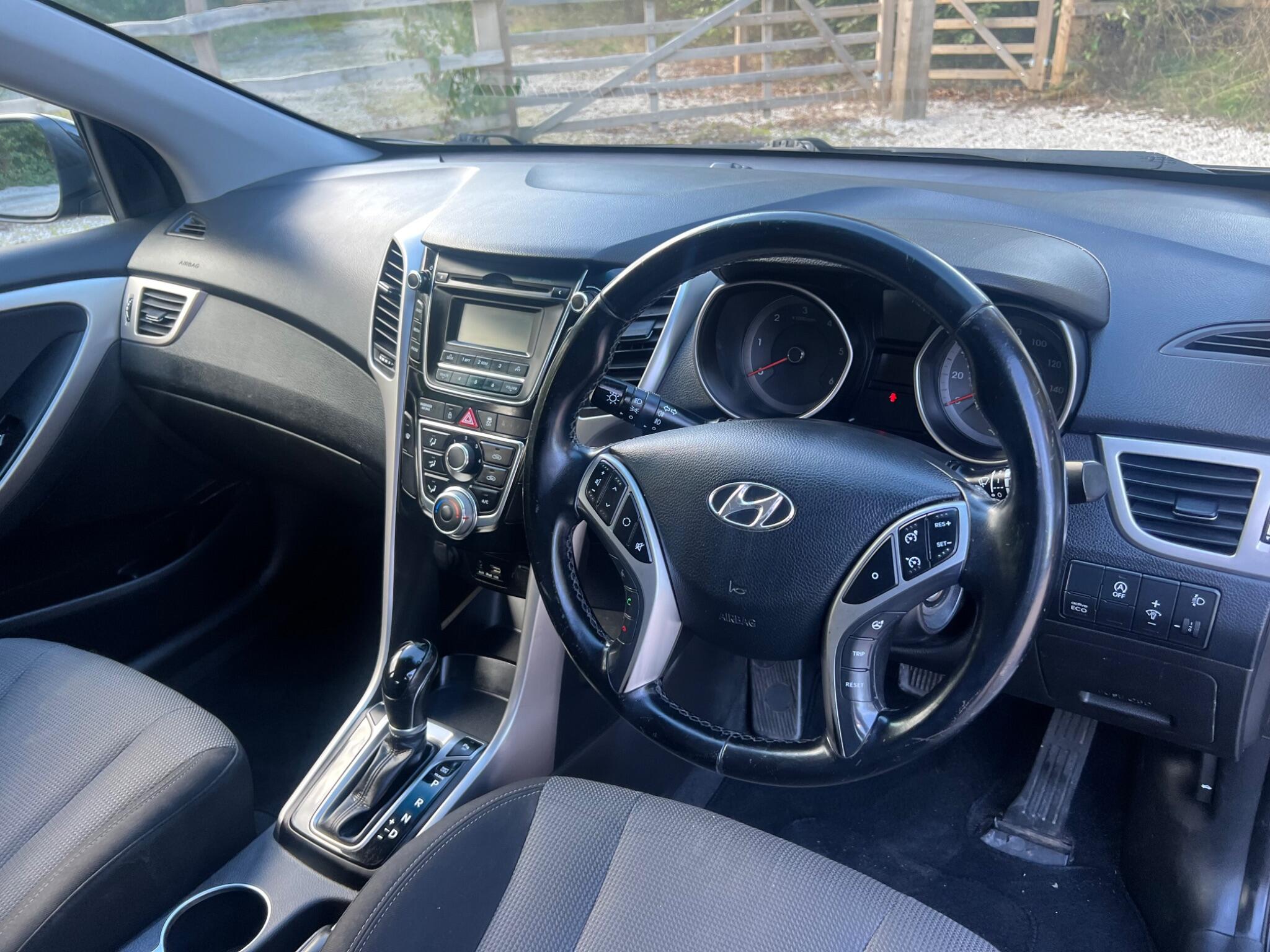Hyundai i30 view 10