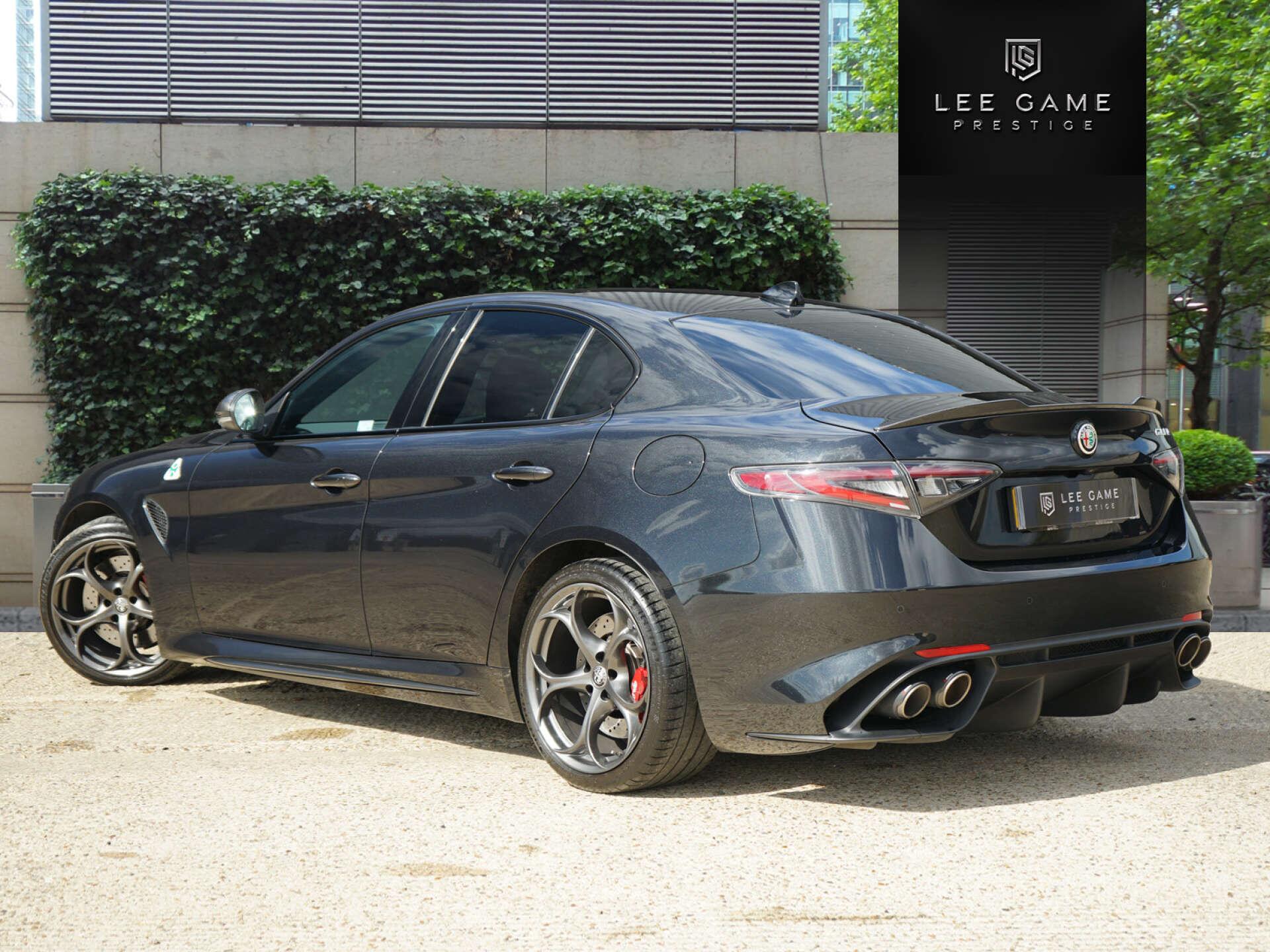 Alfa Romeo Giulia view 8