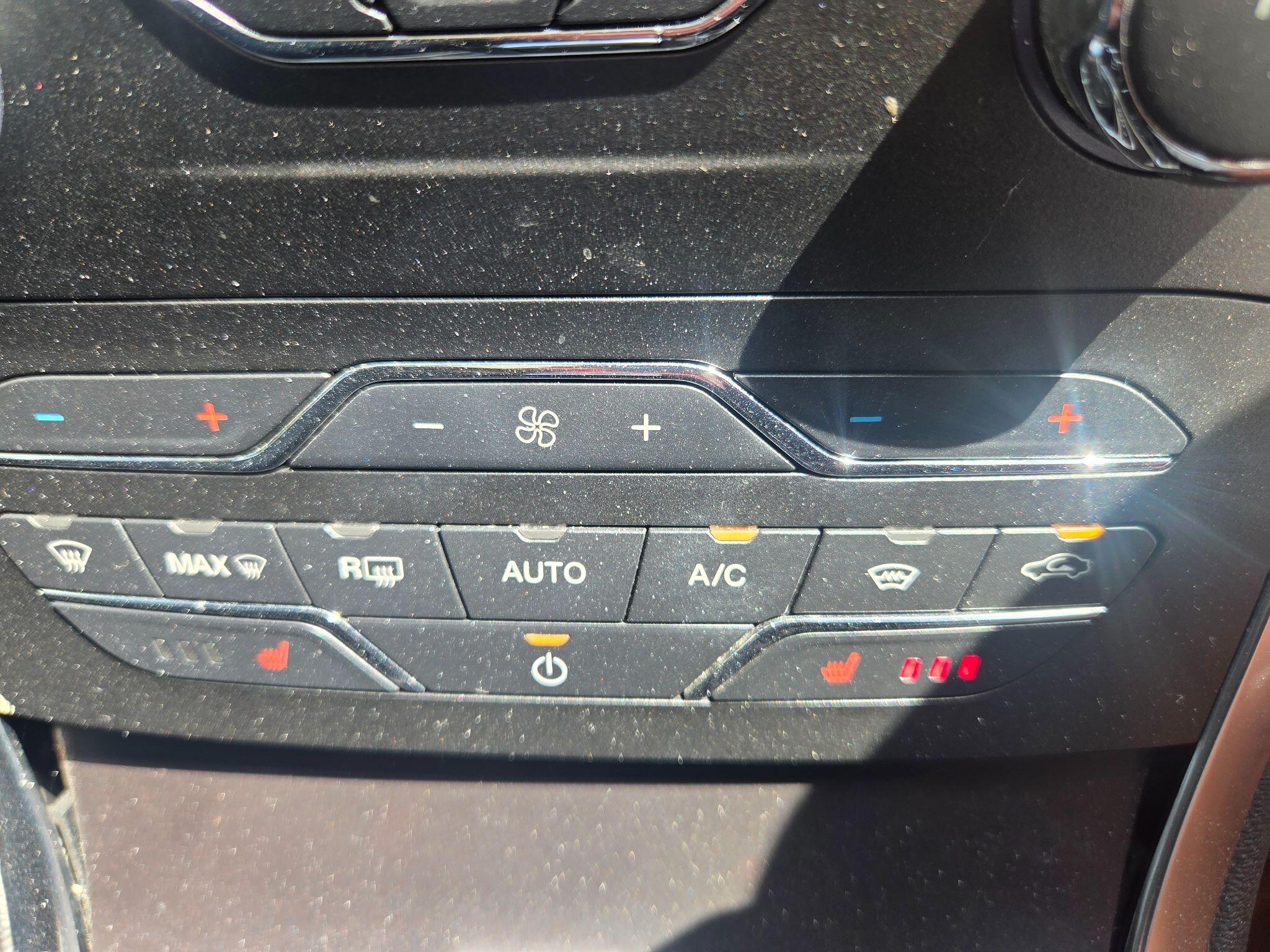Ford S-Max view 23