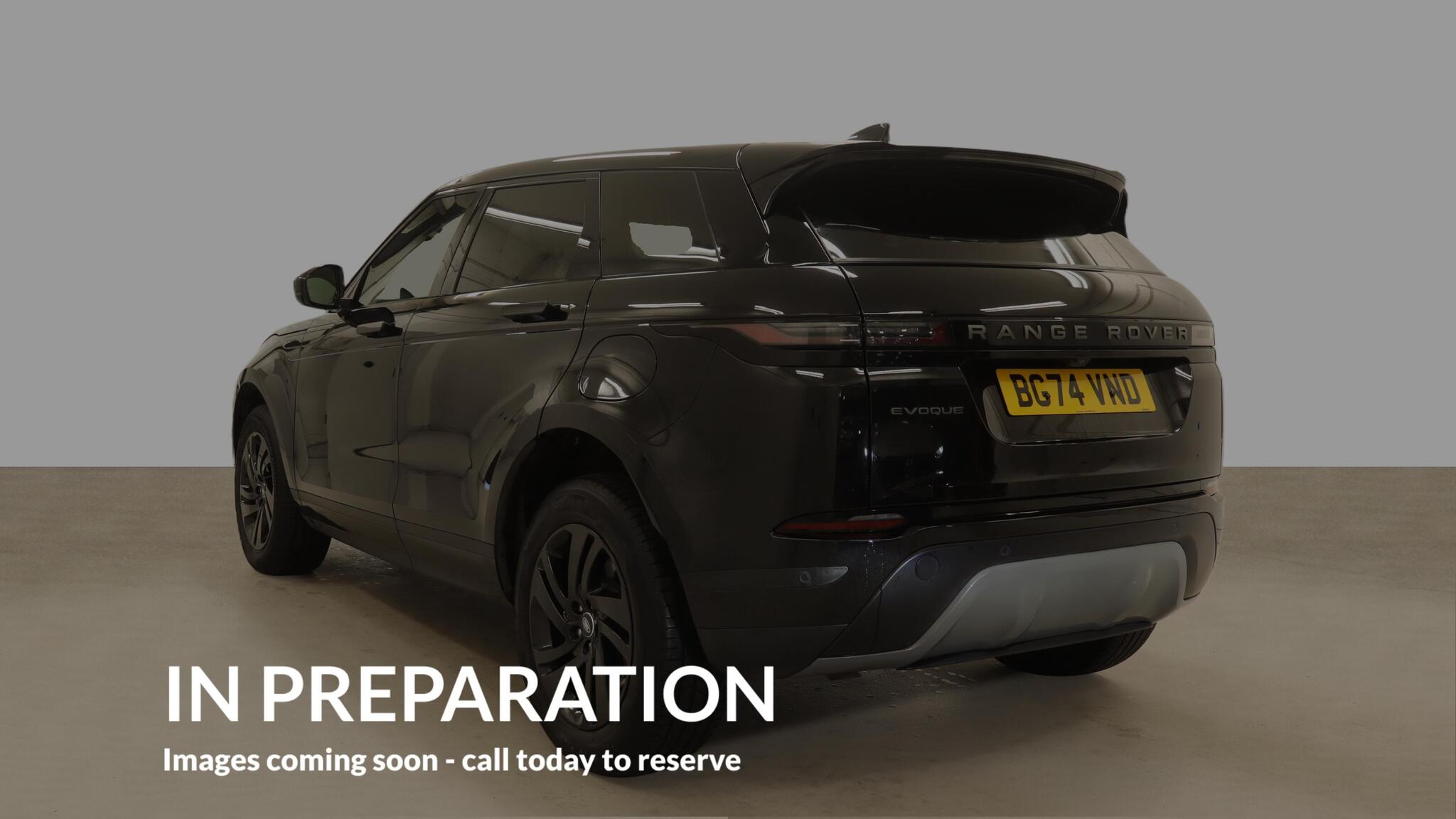 Land Rover Range Rover Evoque view 3